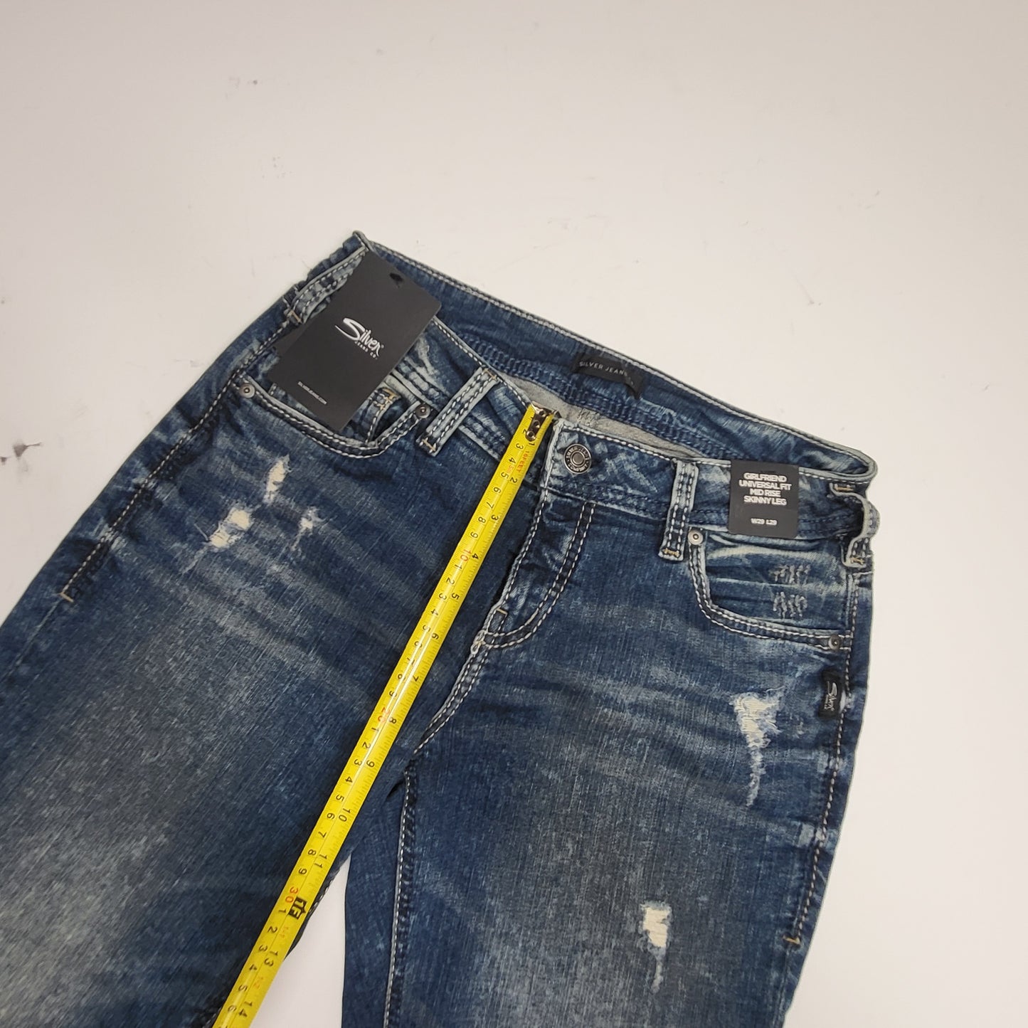 SILVER JEANS CO. Girlfriend Universal Fit Mid Rise Skinny Leg Sz 29/29 Indigo L27137SJL388