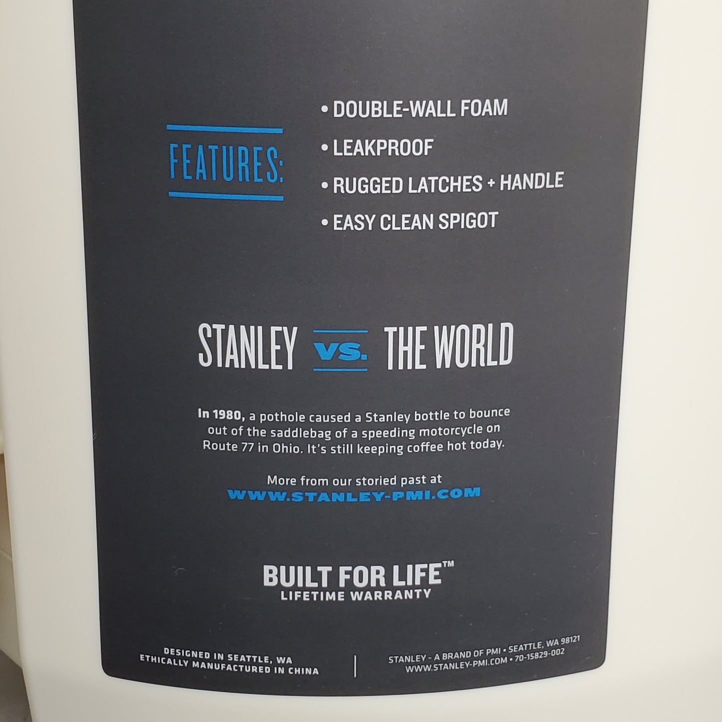 STANLEY Fast Flow Water Jug Dispenser Insulated Beverage Cooler 2 Gal Cream 10-01938-075