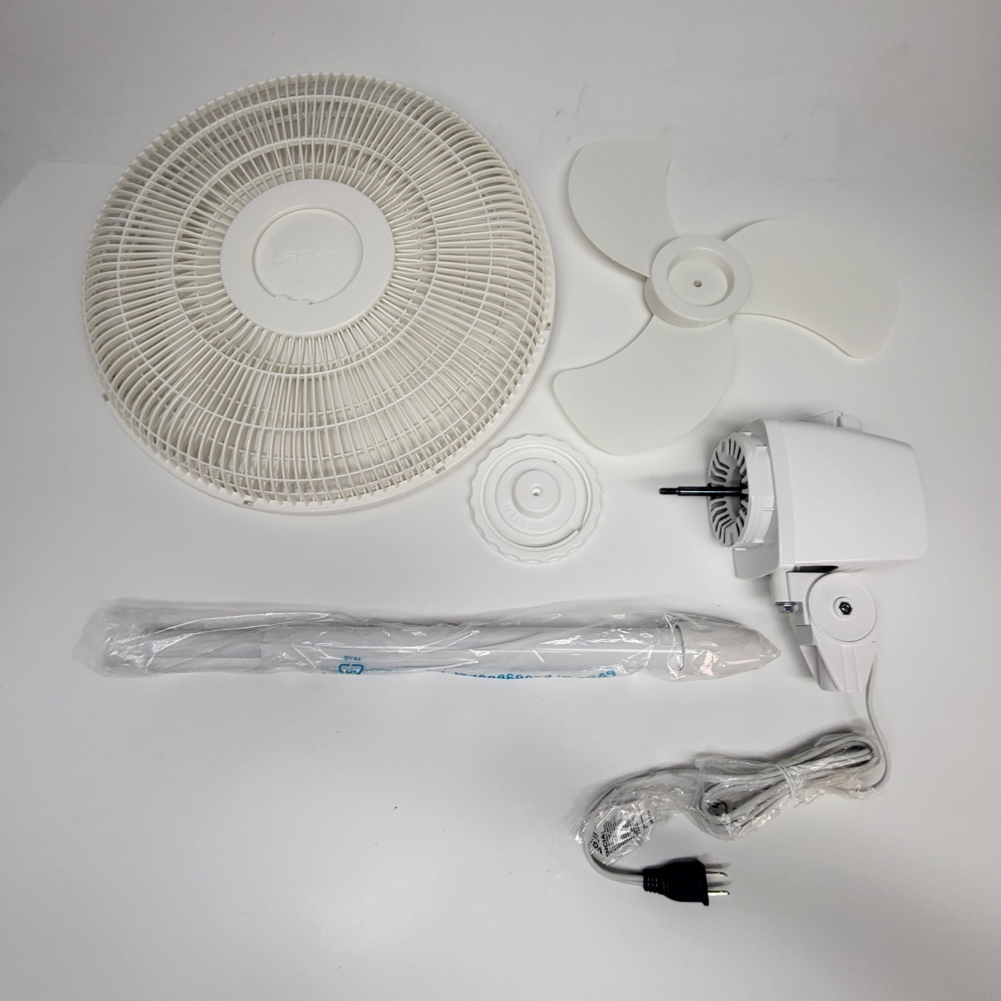 LASKO Oscillating Stand Fan the Blue Plug 16" S16201 (As Is)