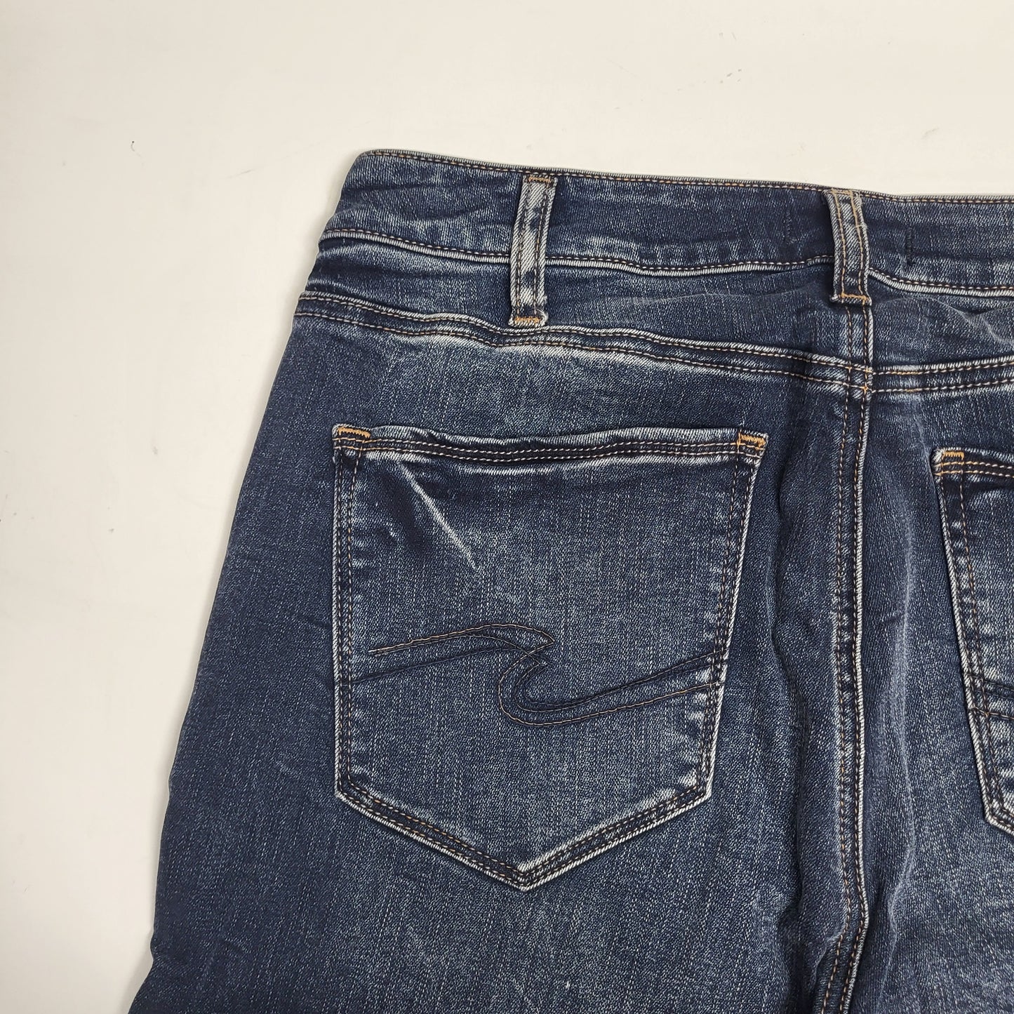 SILVER JEANS CO. Avery Curvy Fit High Rise Skinny Leg Eco Friendly Sz 34/29 Indigo