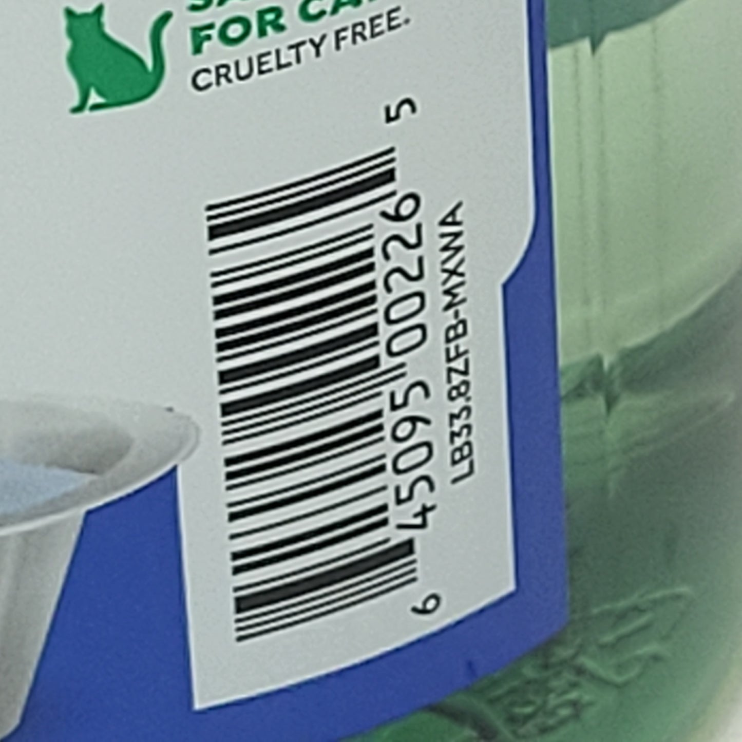 TROPICLEAN Fresh Breath 4-In-1 Dental Water Additive 33.8 oz BB 04/29
