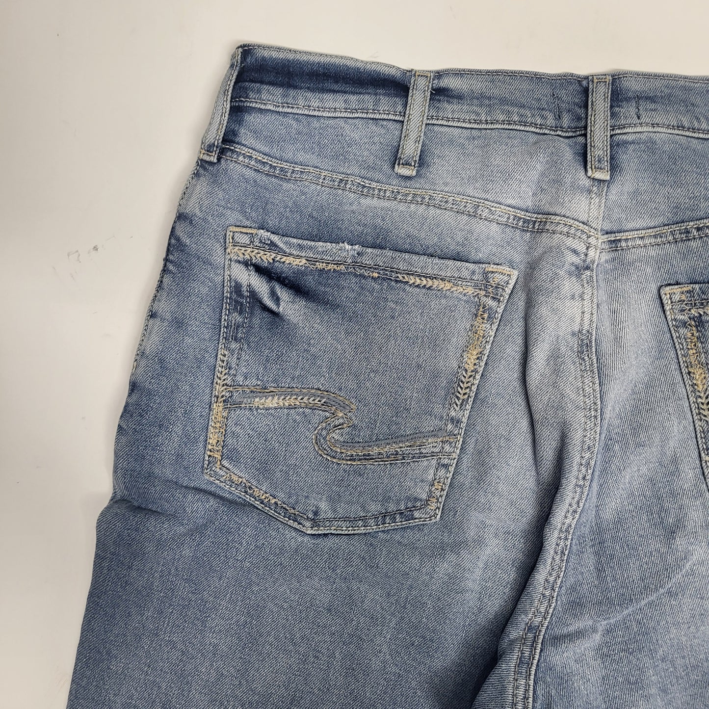 SILVER JEANS CO. 90's Boyfriend Universal Fit Eco Friendly Sz 34/27 L28355EOE224
