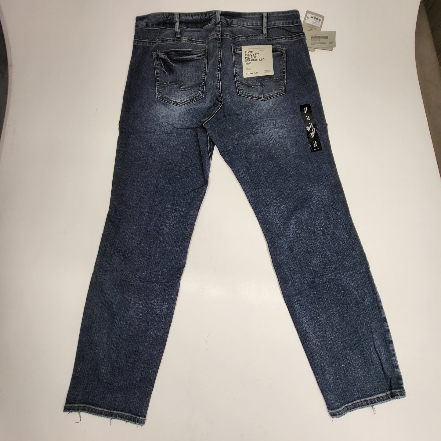 SILVER JEANS CO Silver Jeans Co. Mid-rise Straight Leg Jeans Women's Sz 18 Indigo W03403edb328