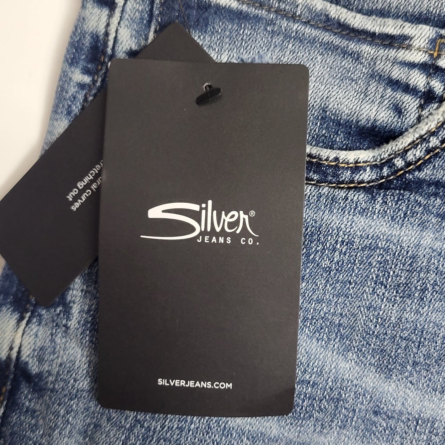 SILVER JEANS CO. Sure Thing Long Short High Rise Sz 32/6.5 Indigo L28517SCV258