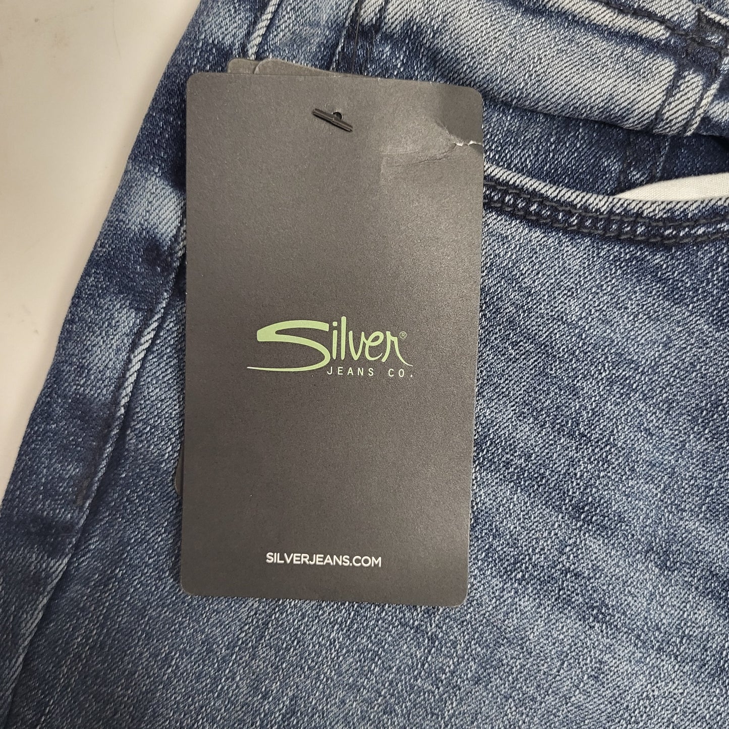 SILVER JEANS CO. Most Wanted Universal Skinny Leg Eco Friendly Sz 33/29 Indigo