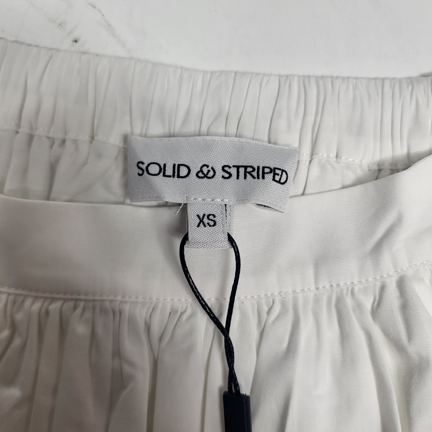 SOLID AND STRIPED The Ivy Skirt Sz XS Optic White SU26R4160SPOW