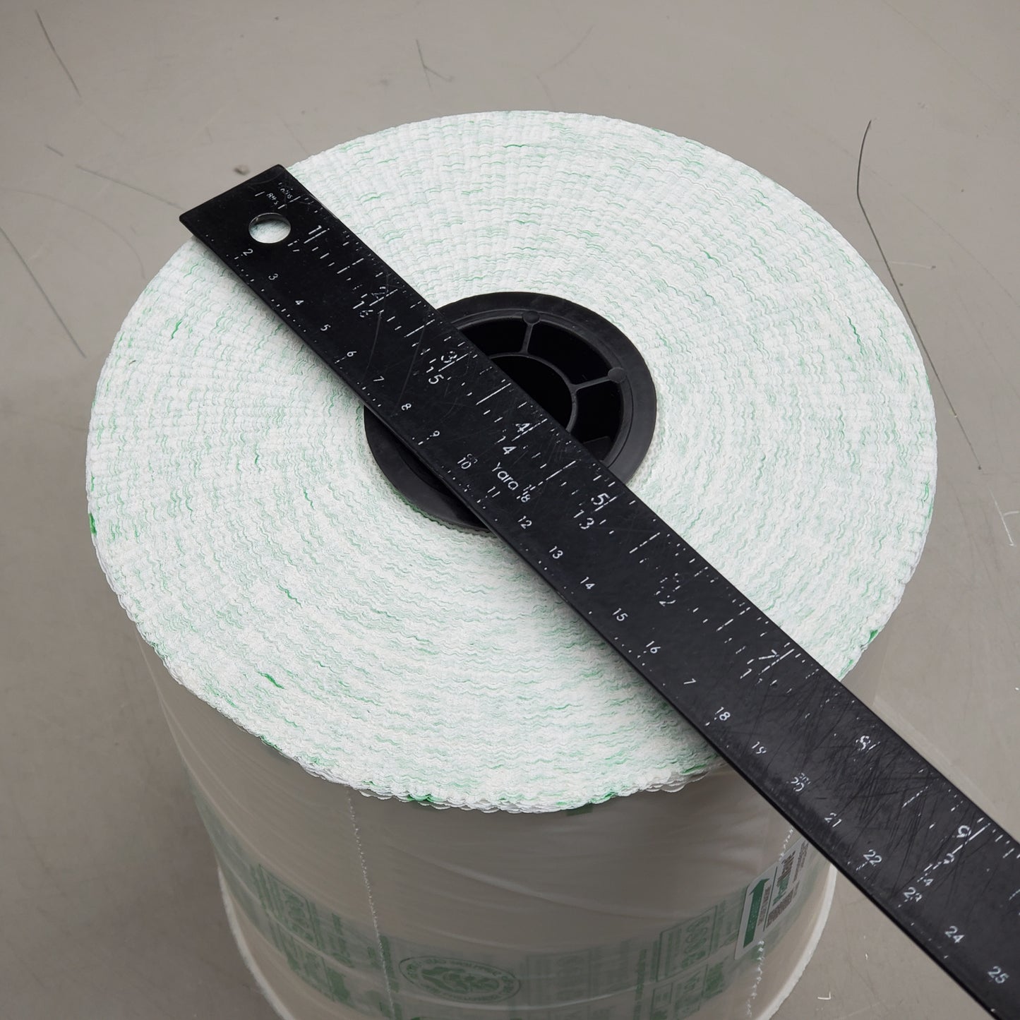 AIRWAVE (2 Rolls) Plantwave Small Pillow Cushion Film Plant Based 8"x4" - 1700' 700-371