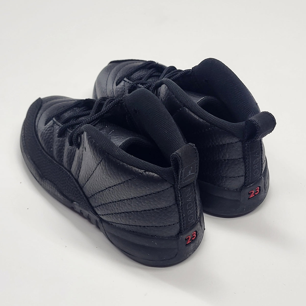 NIKE Jordan 12 Retro Bloodline Kids Sz 10C Black/Varsity Red 151186 003
