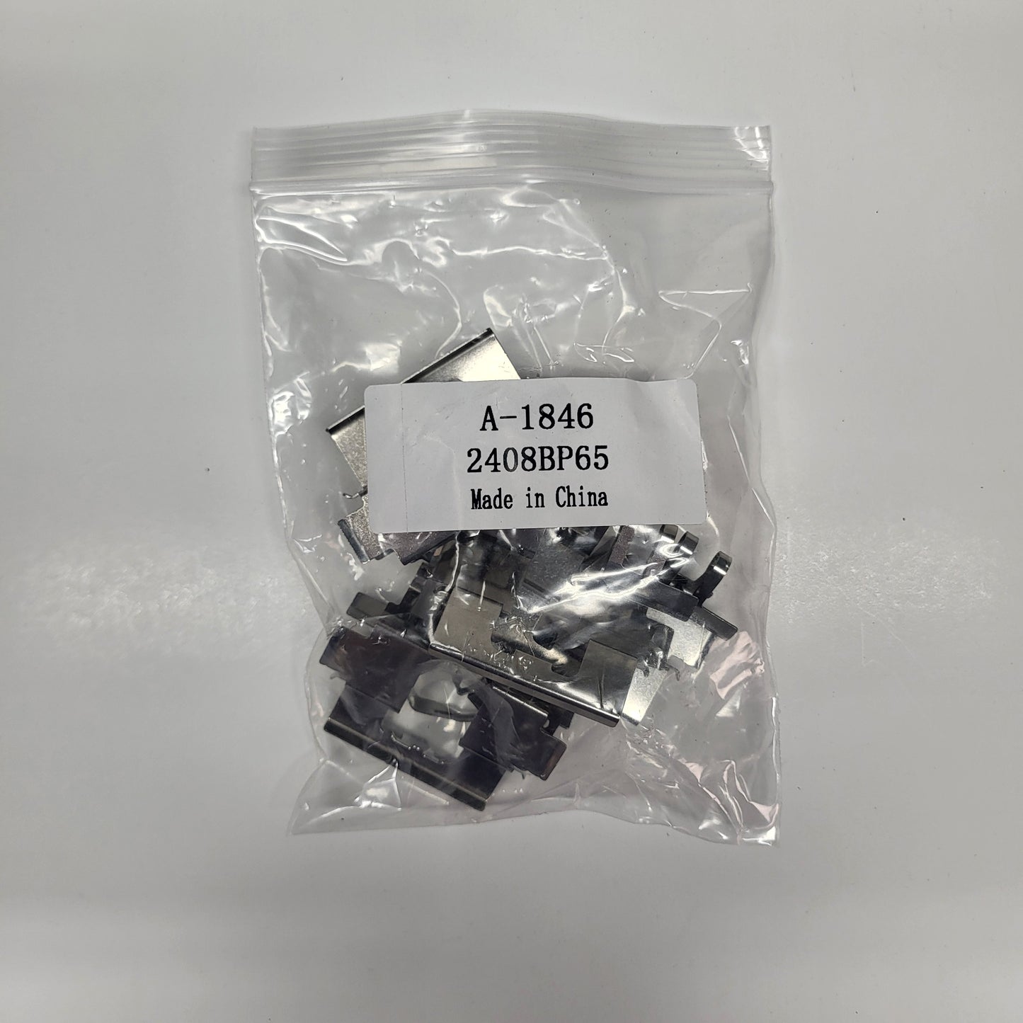 QUALITY-BUILT Ceramic Disc Brake Pad Set Black Rear 1003-1846C