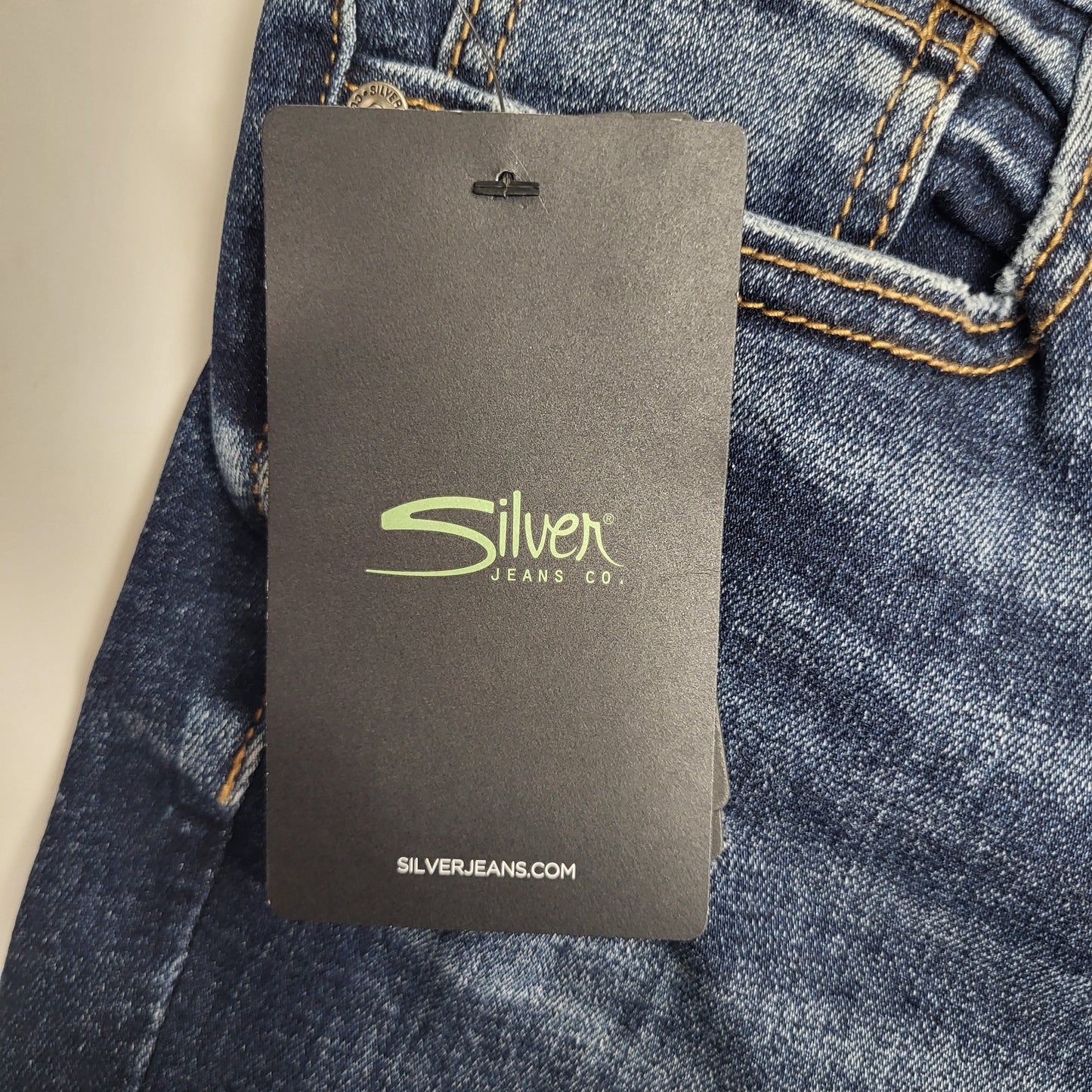 SILVER JEANS CO. Suki Curvy Fit Skinny Leg Eco Friendly Sz 28/27 Indigo