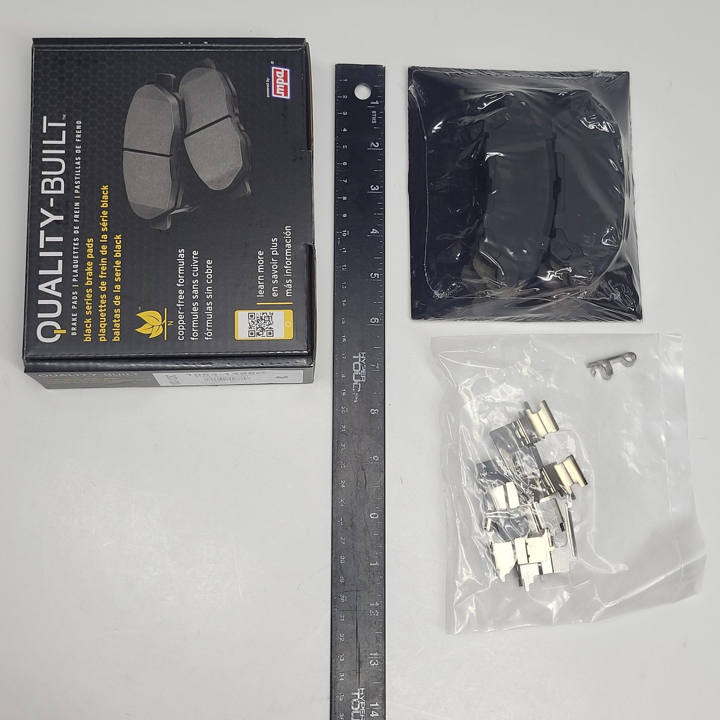 QUALITY-BUILT Ceramic Disc Brake Pad Set Black Rear 1003-1325C