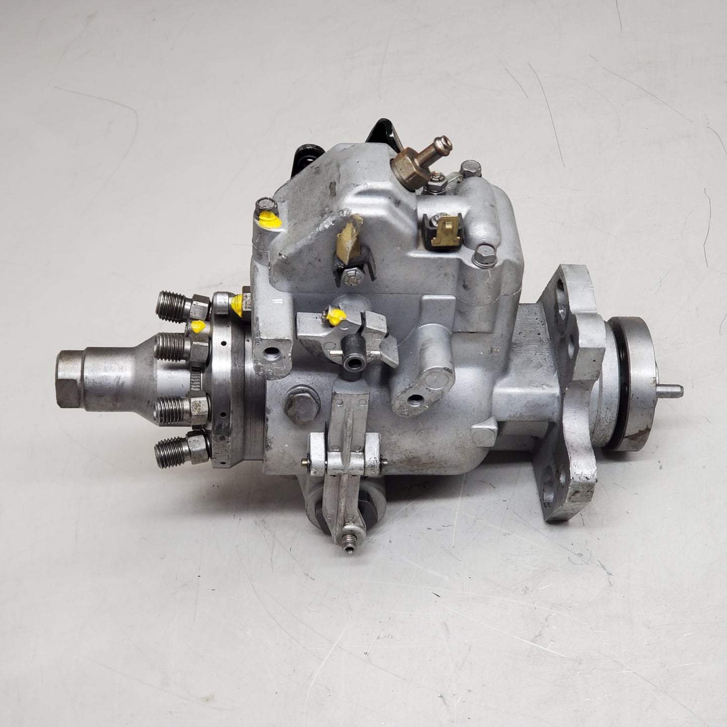 STANADYNE Diesel Fuel Injection Pump for Chevy Heavy Duty 6.2L 1986-1987 739-107 DB2-4544 (For Parts)