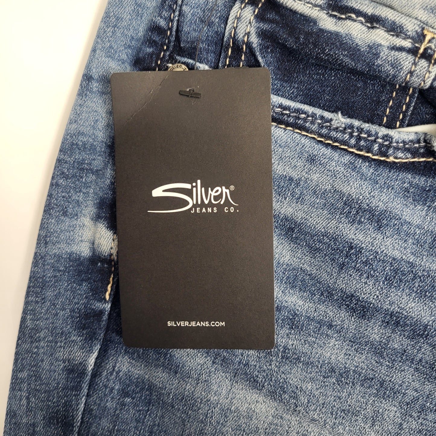 SILVER JEANS CO. Suki Straight Leg Eco Friendly Sz 32/33 Indigo L93413ECF204