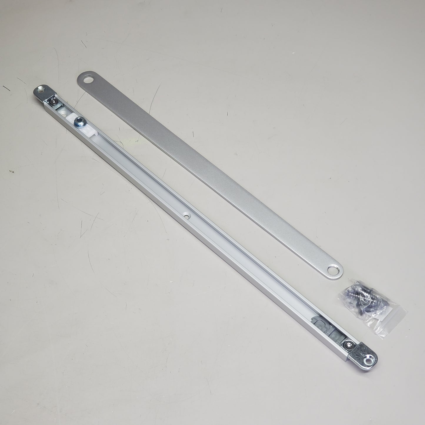 ASSA ABLOY Concealed Guide Rail 20 mm Silver G892