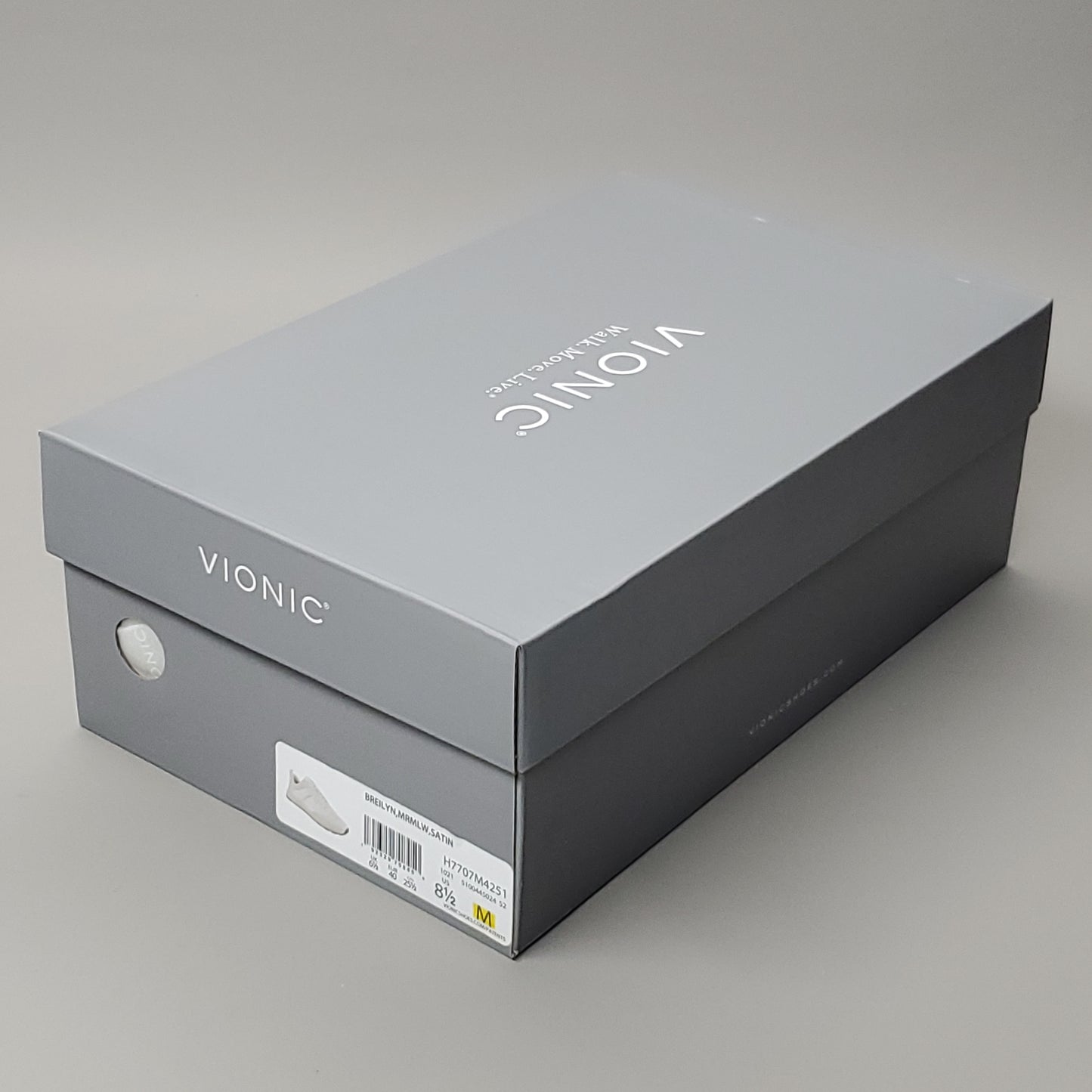 VIONIC Breilyn Satin Sneaker Shoe Women's Sz 8.5 M Beige/White (New)