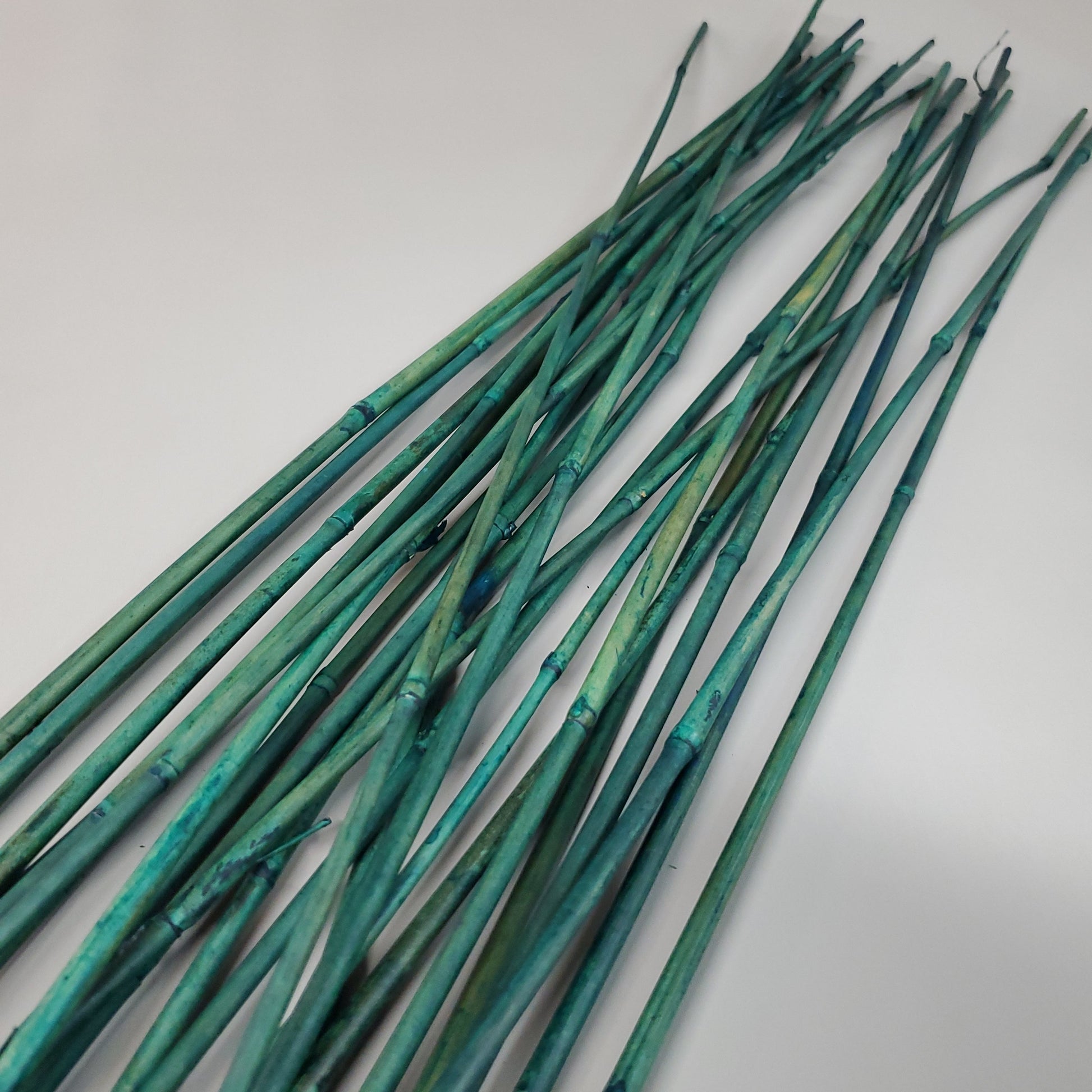 BOND Pack Of 25 Bamboo Stakes 4 Ft. Tall Green 425N By Orbit (New)