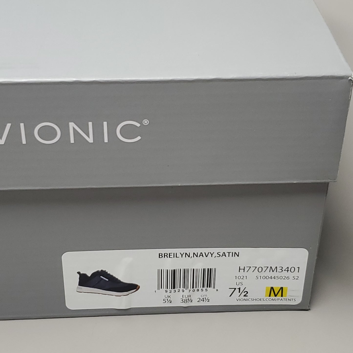 VIONIC Breilyn Satin Sneaker Shoe Women's Sz 7.5 M Navy/White (New)