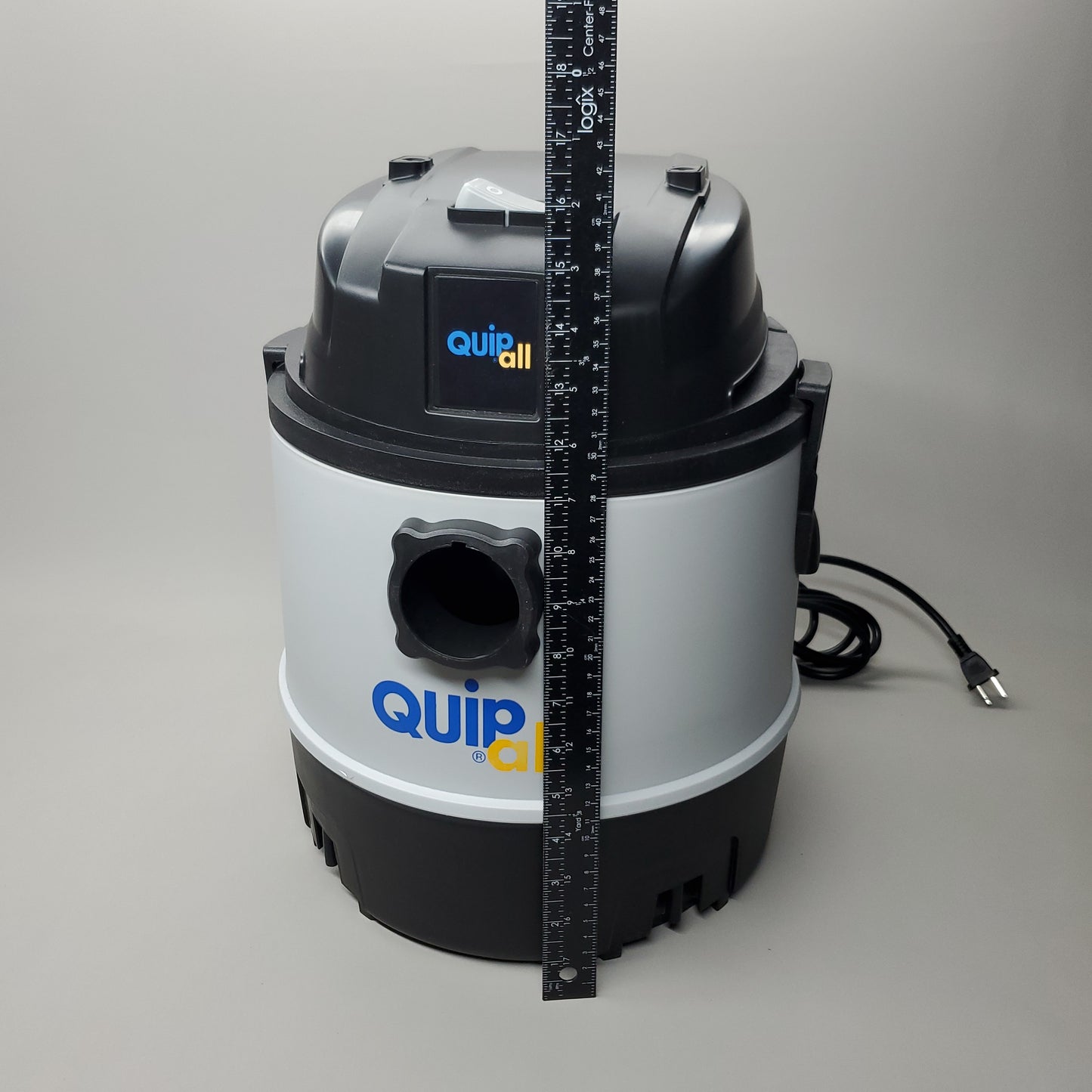 QUIPALL Portable Wet And Dry Vacuum Cleaner 3.2 Gallons Plastic Tank EC813-1000 (New)