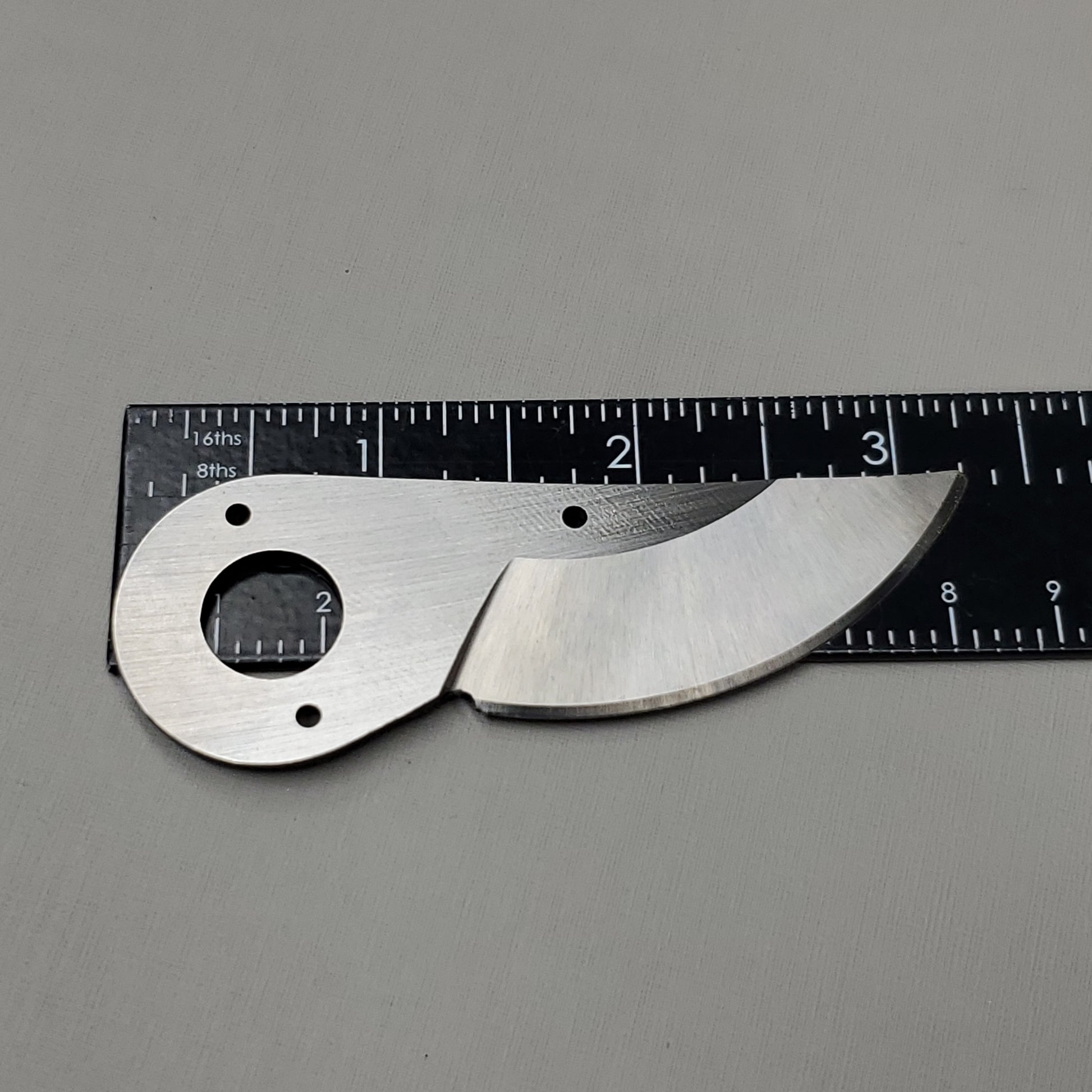 Felco Spares Replacement Cutting Blade for Felco 2/4/11-2/3 Made in Switzerland Felco Spares Replacement Cutting Blade for Felco 2/4/11-2/3 Made in Switzerland