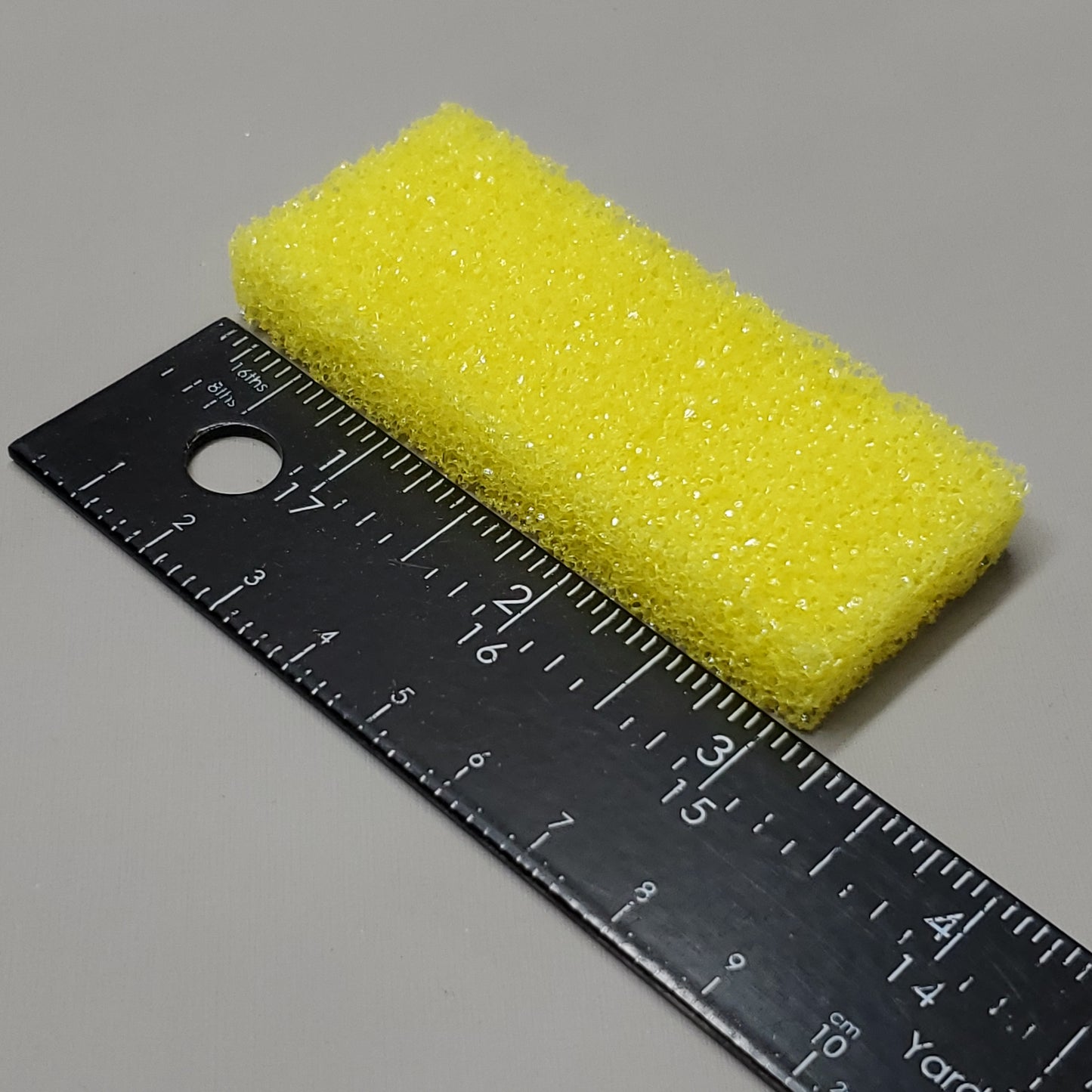 KARA Disposable Pumice Coarse Scrub Pads Yellow 8x3.5x1.2 CM 1600 PCS (New)