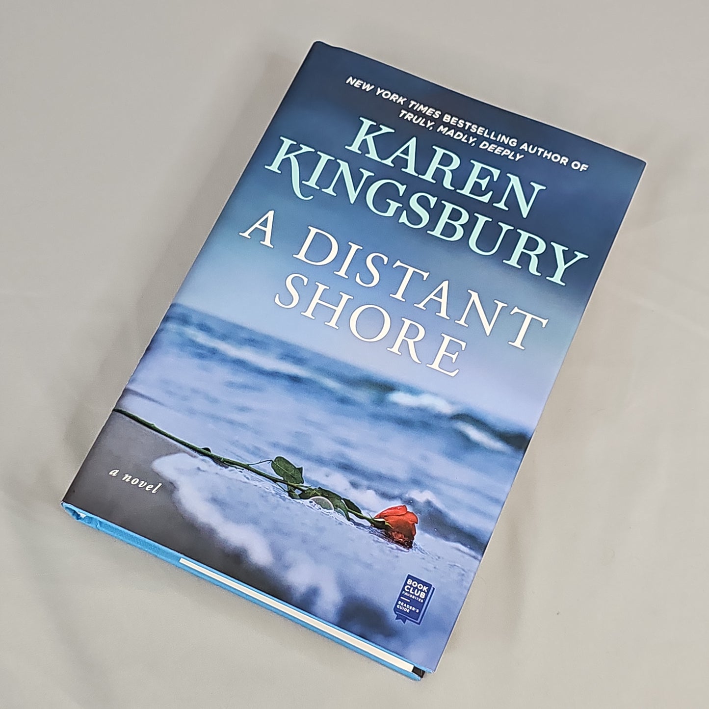 A DISTANT SHORE by Karen Kingsbury Book Hardback (New)