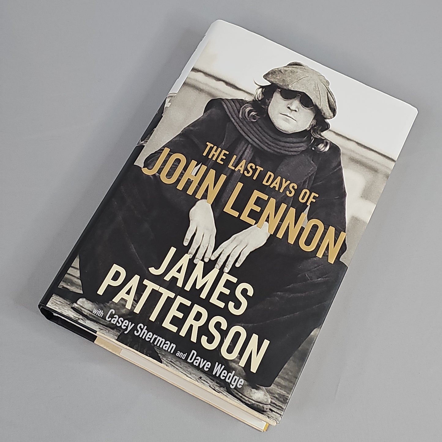 THE LAST DAYS OF JOHN LENNON by James Patterson Book Hardback (New)