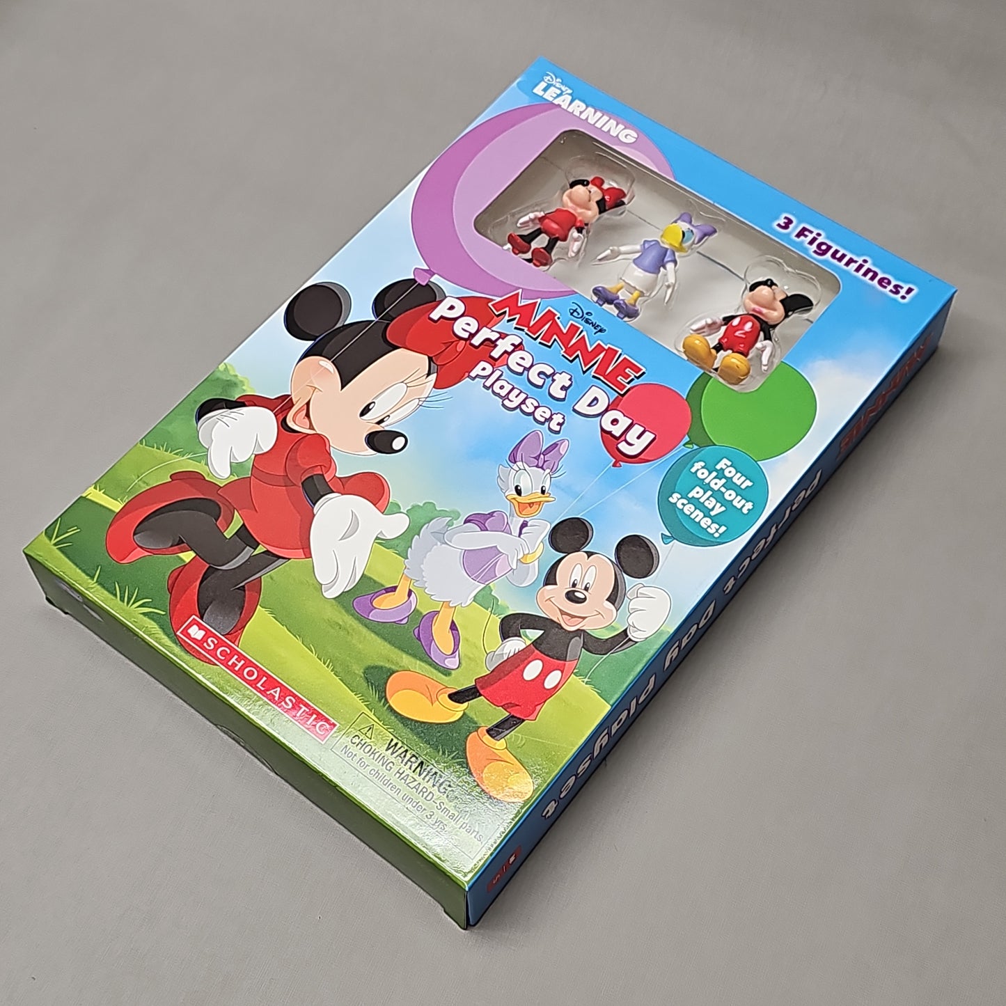 SCHOLASTIC DISNEY Minnie Perfect Day Playset With Book & Figurines (New)