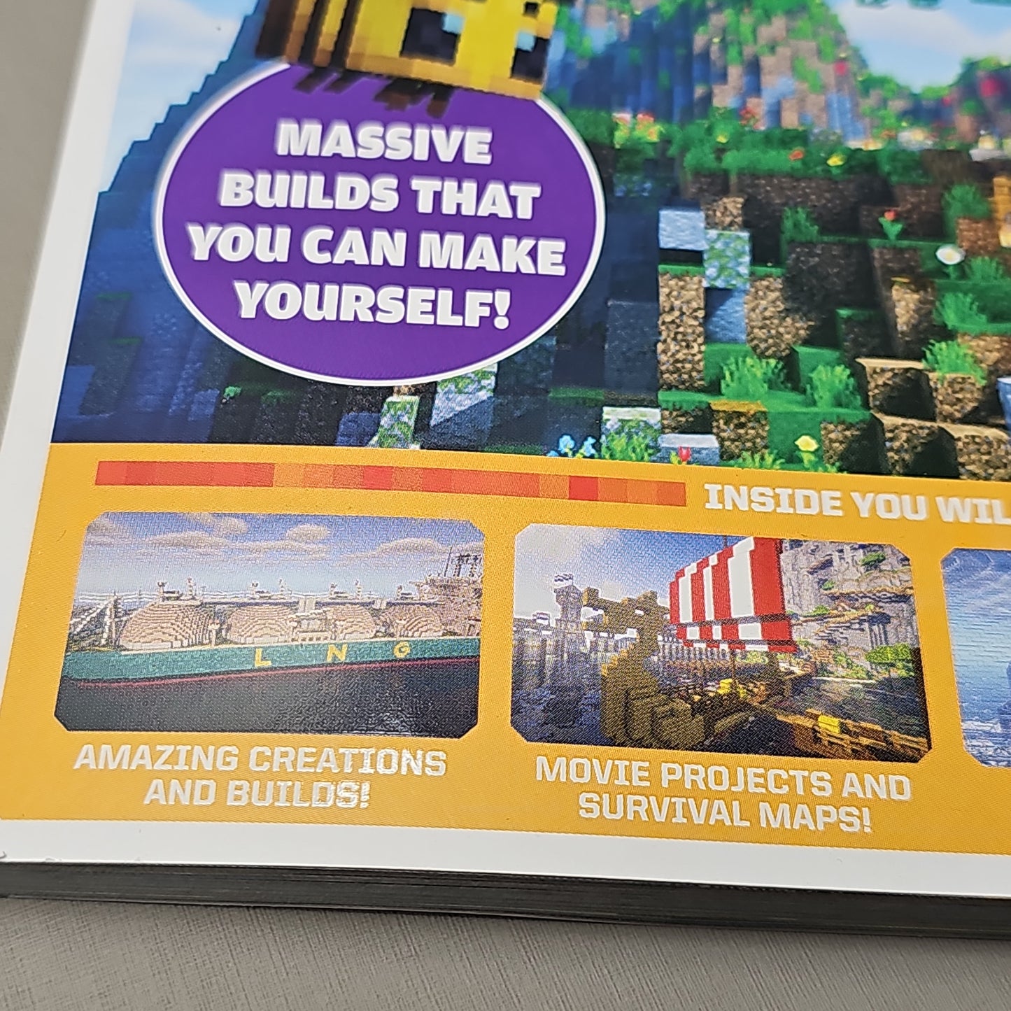 SCHOLASTIC Minecraft Mega Builds 100% Unofficial Paperback Book (New)