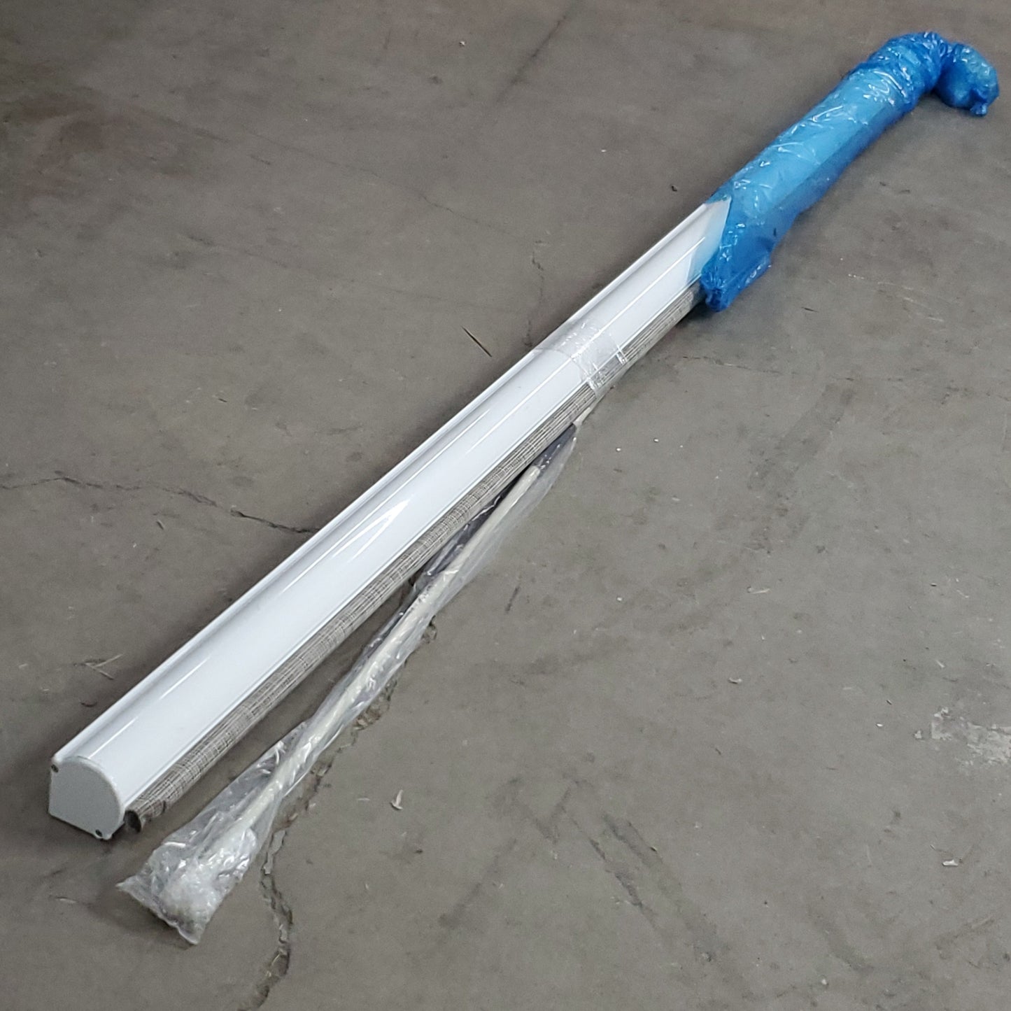 ZA@ SUNSETTER Automatic / Manual Awnings and Sun Shades Many Different Kinds and Sizes Sold by the Foot