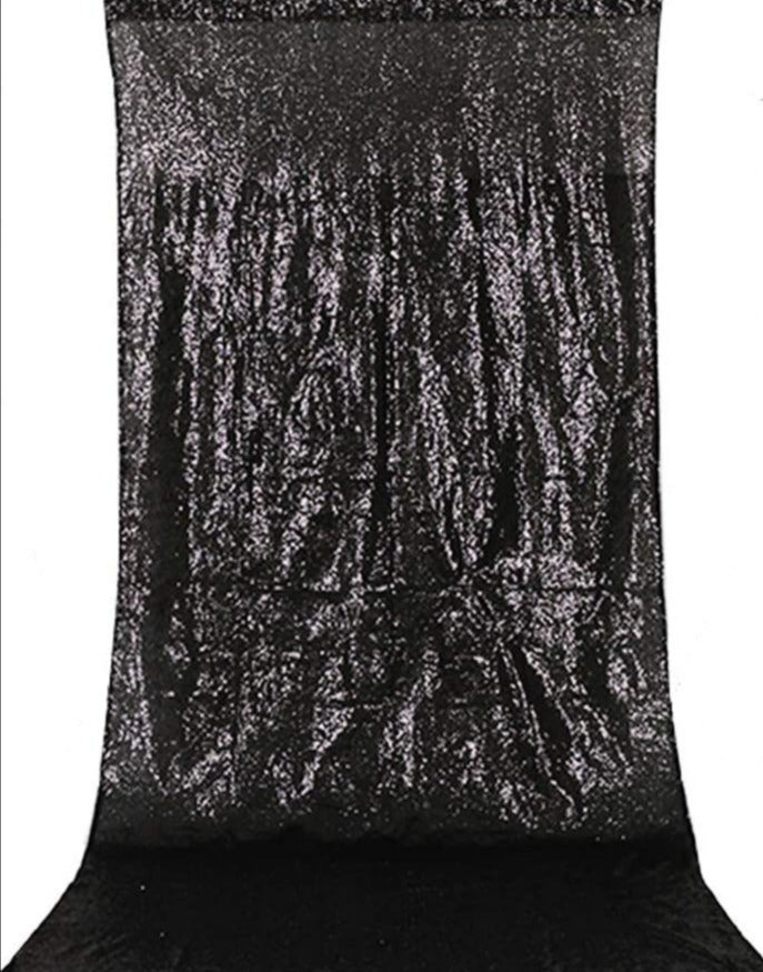 TRLYC Sparkly Black Sequin Backdrop Party/Wedding Photo Booth Fabric 4 ft x 7 ft (New)