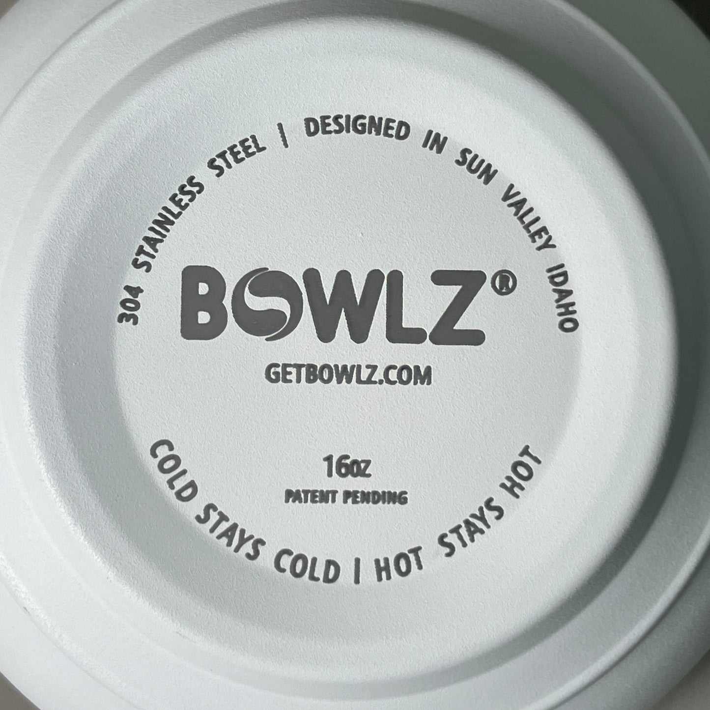 BOWLZ Stainless Steel Insulated Bowl 16 oz White (New) ~Keeps Ice Cream Cold!~
