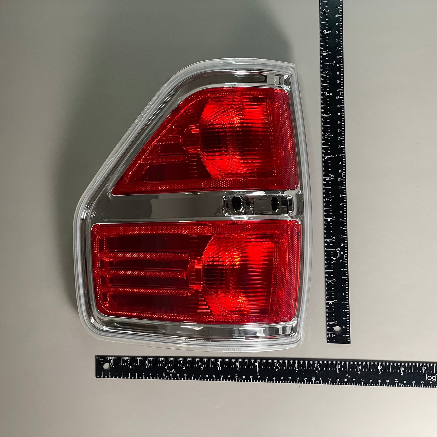 KEYSTONE Passenger Tail Light for Ford Pickup Lightduty 09-14 CAPA FO2819143C (New)