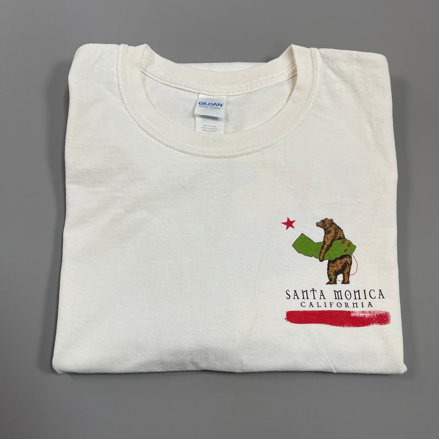 SANTA MONICA CALIFORNIA Surf Bear T-Shirt Unisex Sz L Cream (New)