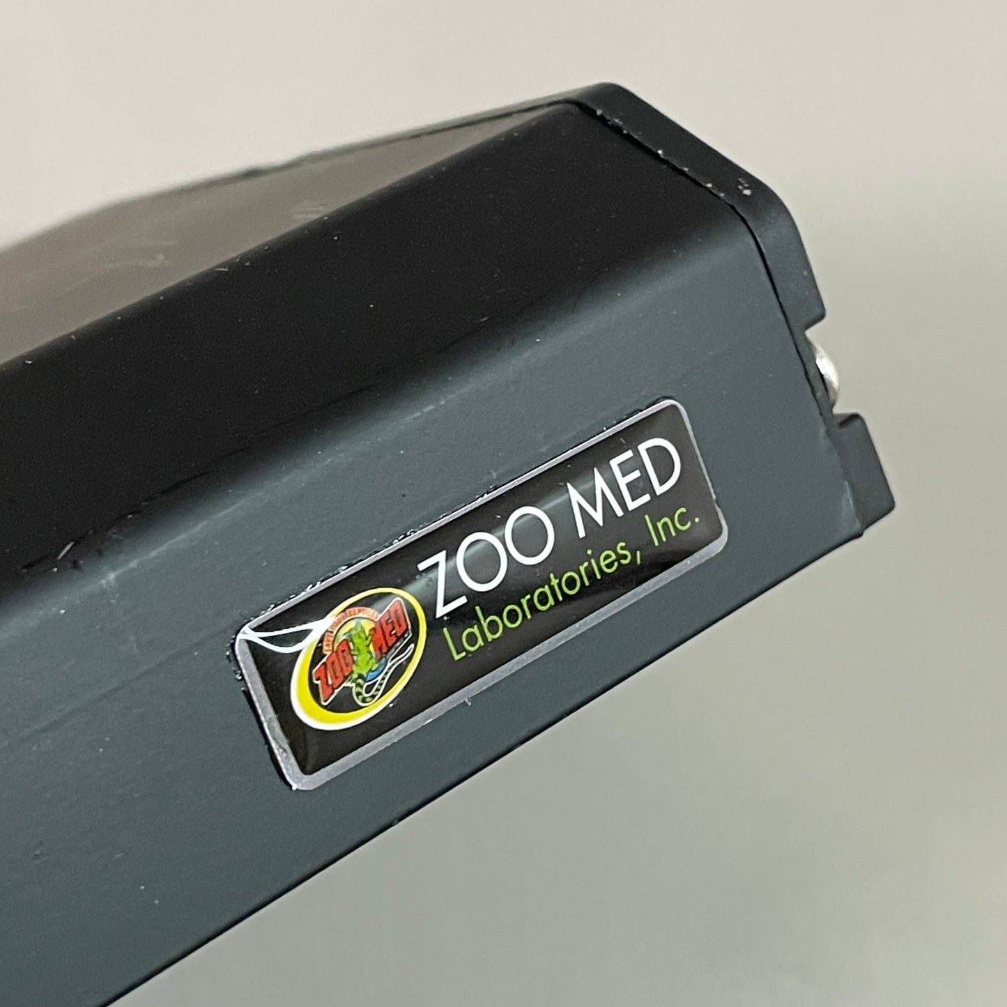 ZOO MED Laboratories Reptisun T8 Terrarium Low Profile Hood 36" LF-63 (New)