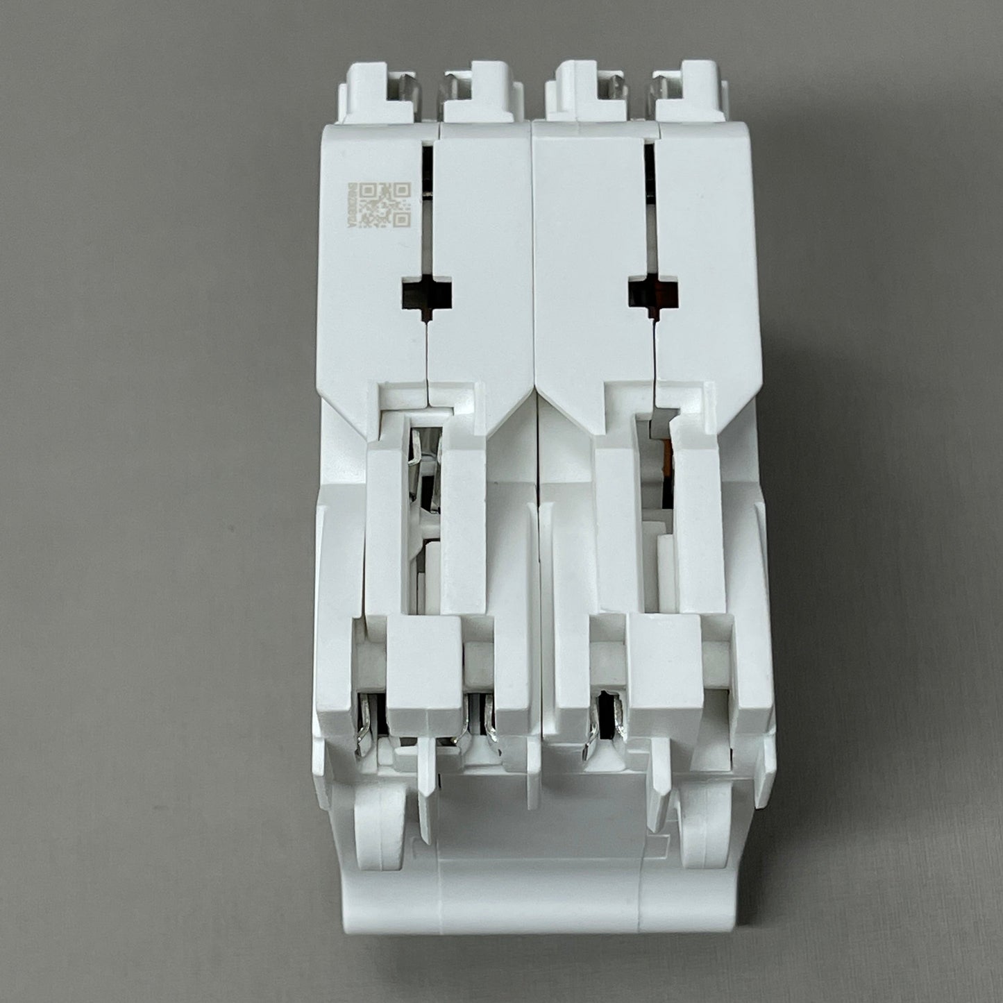 LEVITON 30A 2-Pole Plug-In Circuit Breaker 120/240V White 200-LB230-T (New)