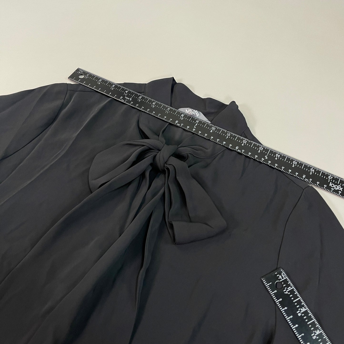 MARTHA STEWART Woven Front Button Blouse Top Tie Neck Women's Sz L Francesca Black (New)