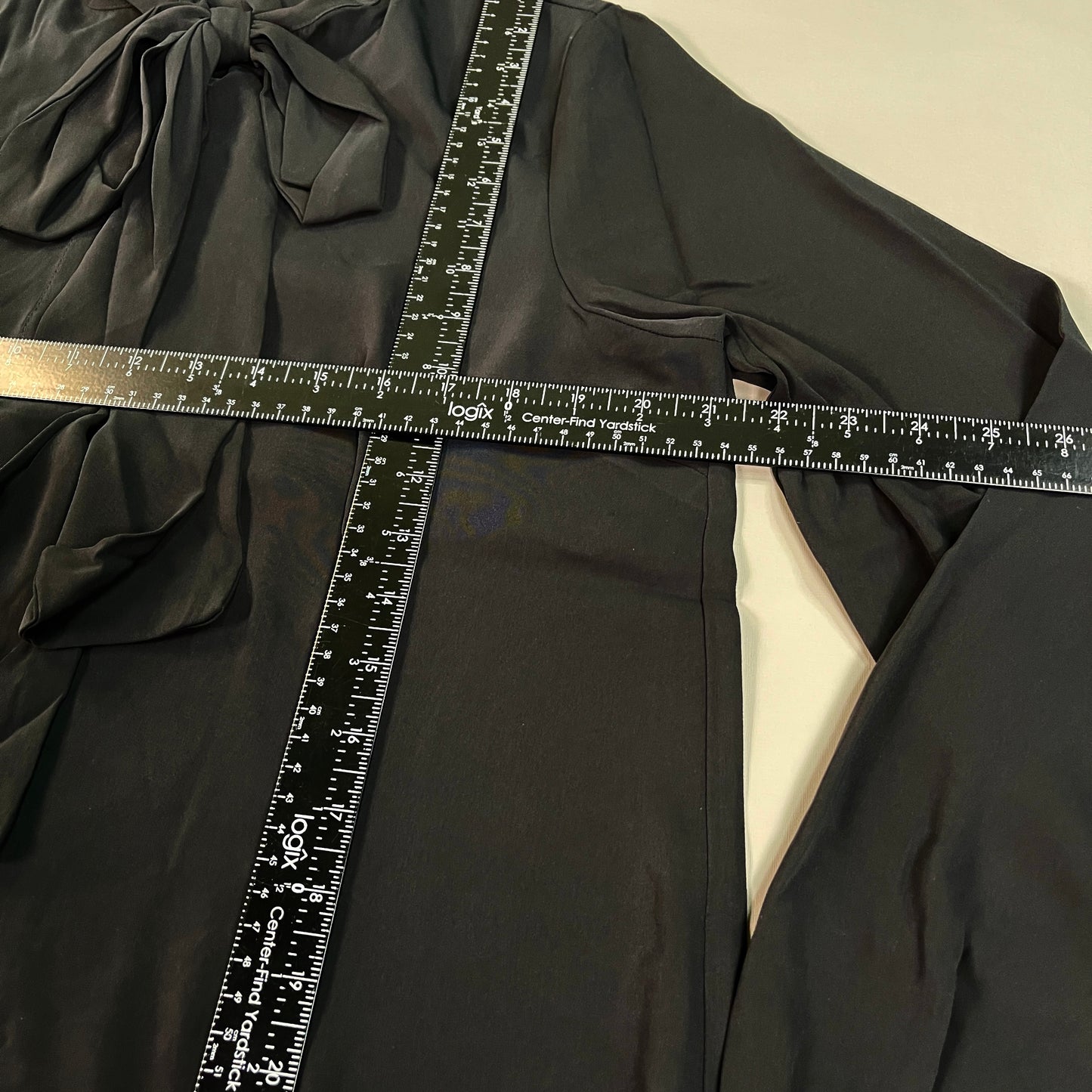 MARTHA STEWART Woven Front Button Blouse Top Tie Neck Women's Sz M Black (New)