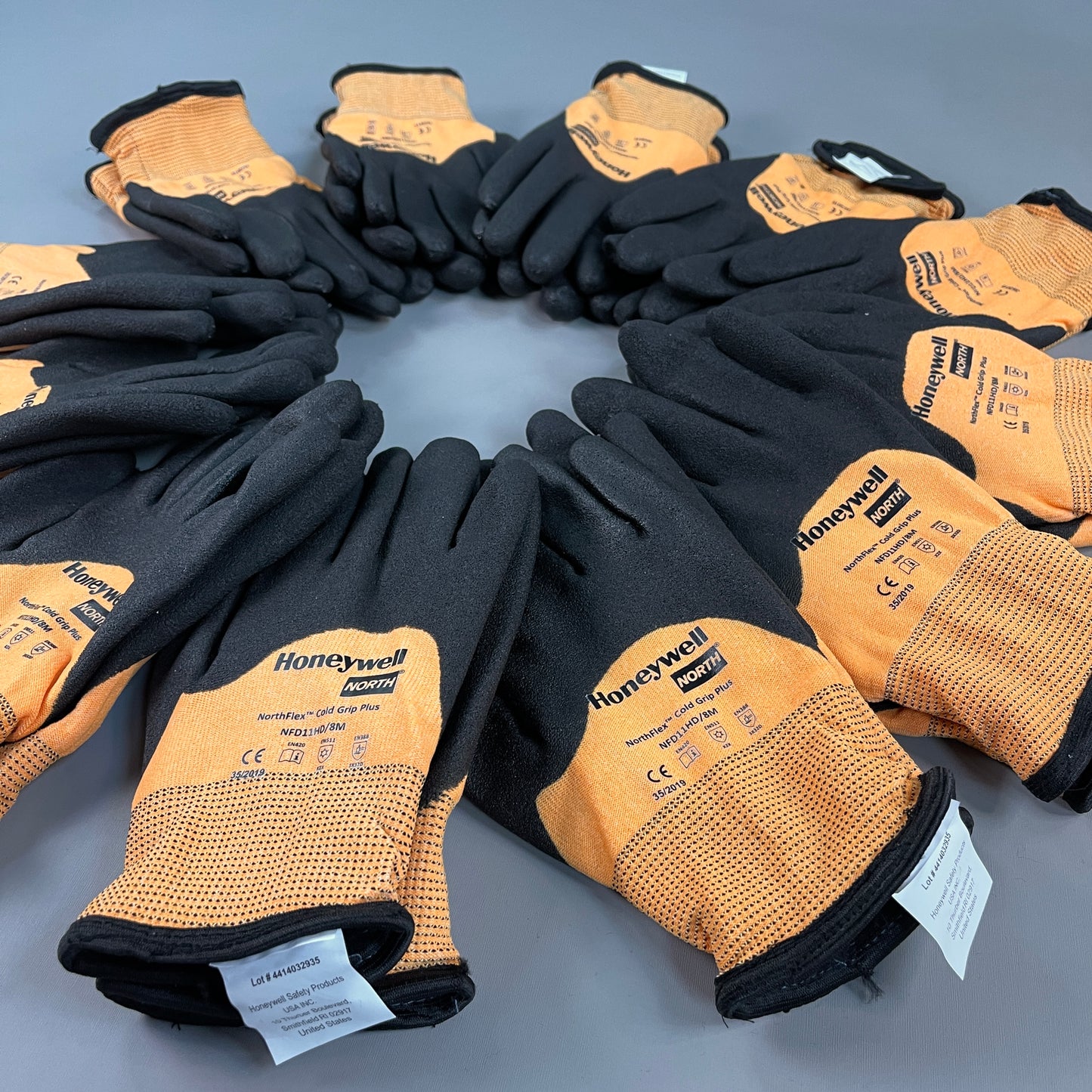 HONEYWELL Lot of 12-Pair Northflex Cold Grip Plus Gloves NFD11HD 8/M (New)