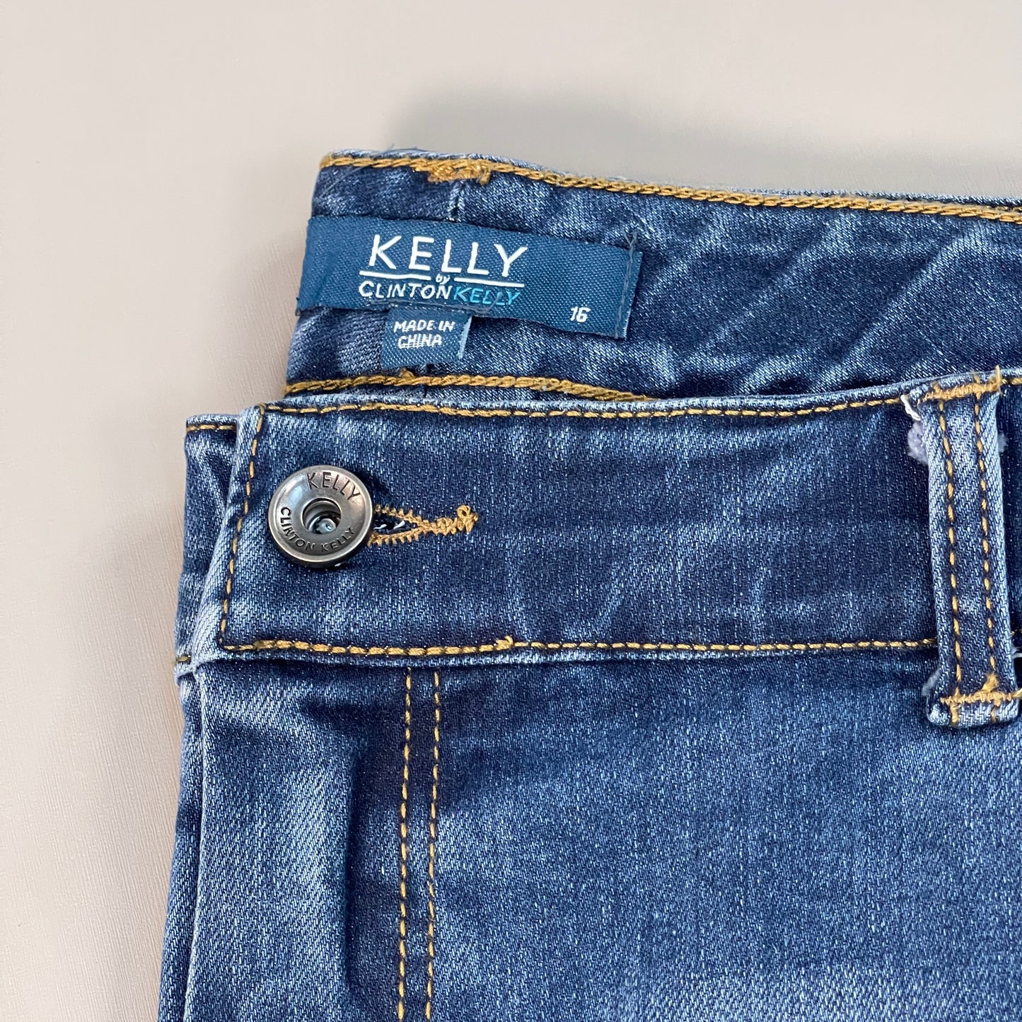 CLINTON KELLY Frayed Hem Jeans Women's Sz 16 Regular Mid Wash W/ Tan Striped Side(New)