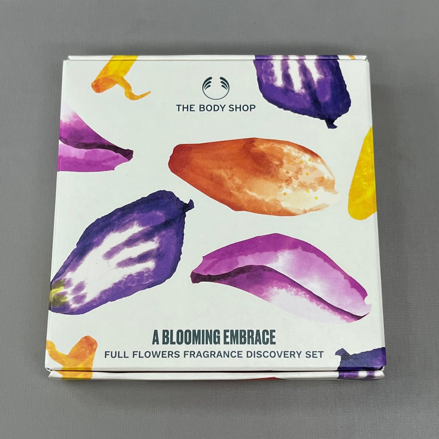 ZA@ THE BODY SHOP 2 PACK!! Blooming Embrace Full Flowers Fragrance Discovery Set (New) D