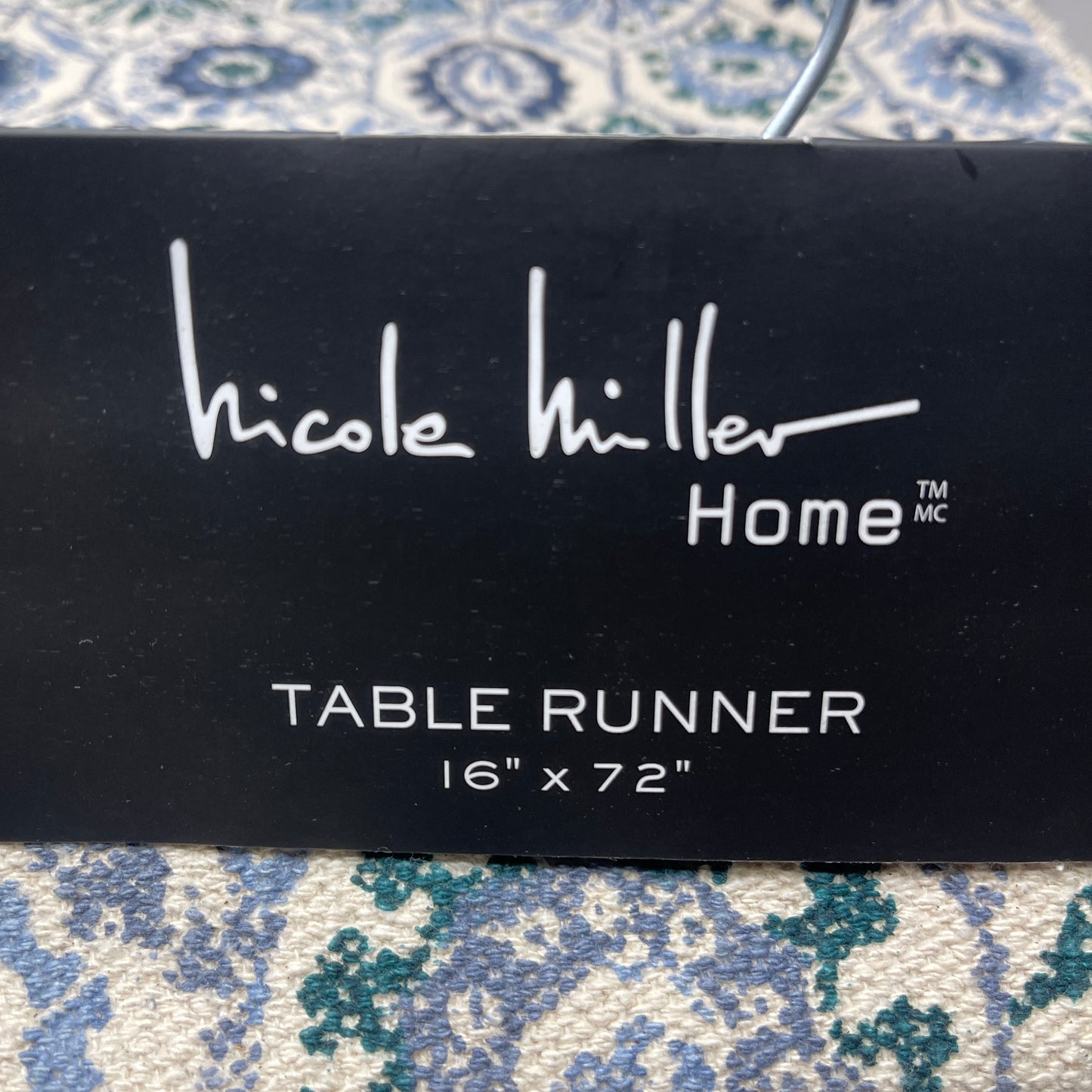 NICOLE MILLER HOME Table Runner 16" x 72" (6 ft) Floral 100% Cotton 502522 (New)