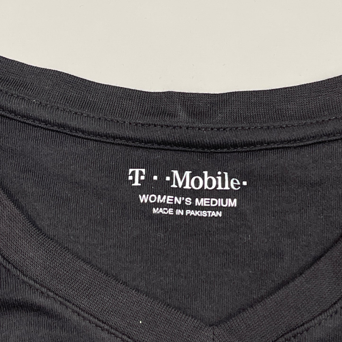 T-MOBILE Tee Shirt Short Sleeve Women's Sz M Black/Pink Cotton Poly (New)