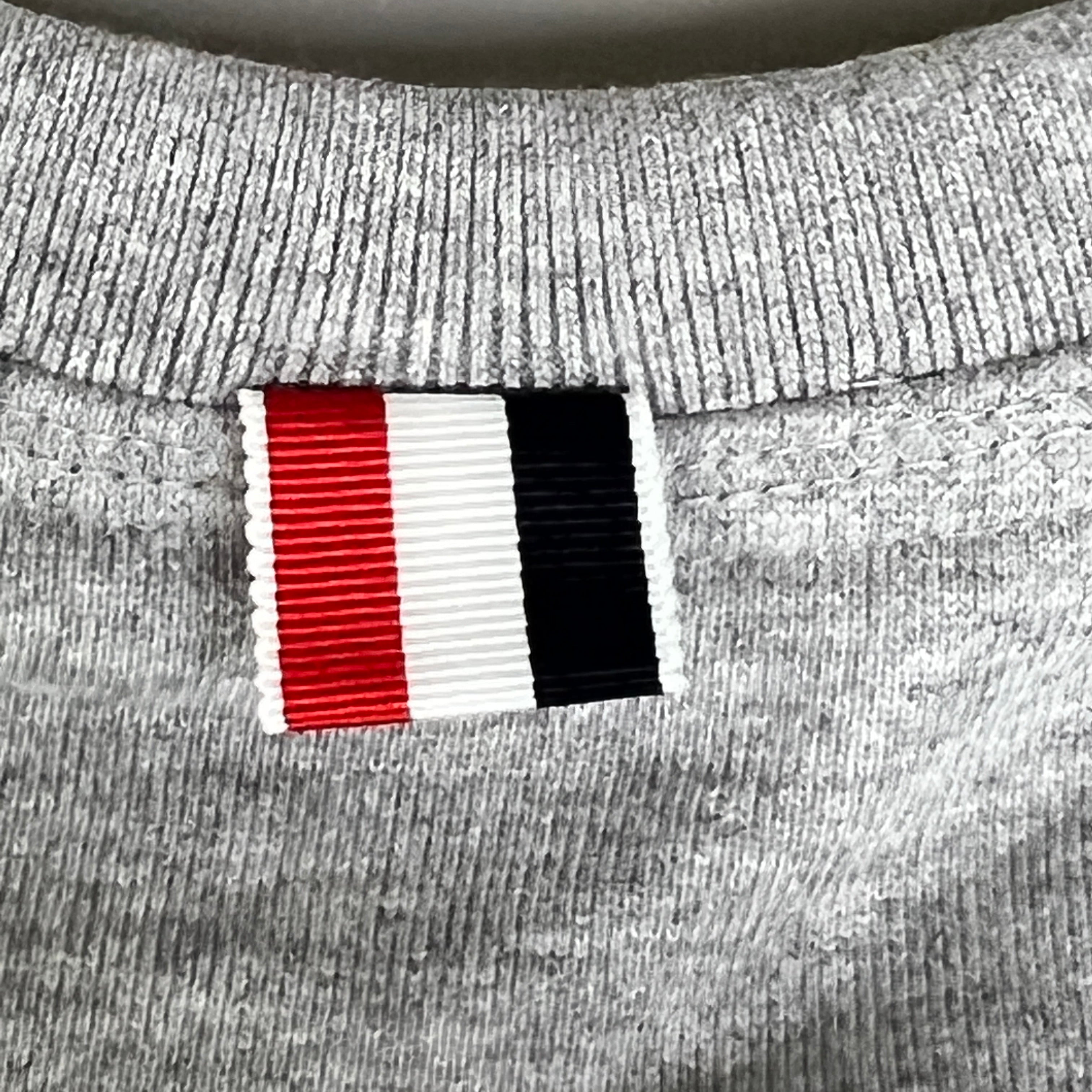 THOM BROWNE Classic Sweatshirt w/Engineered 4 Bar Sleeve in