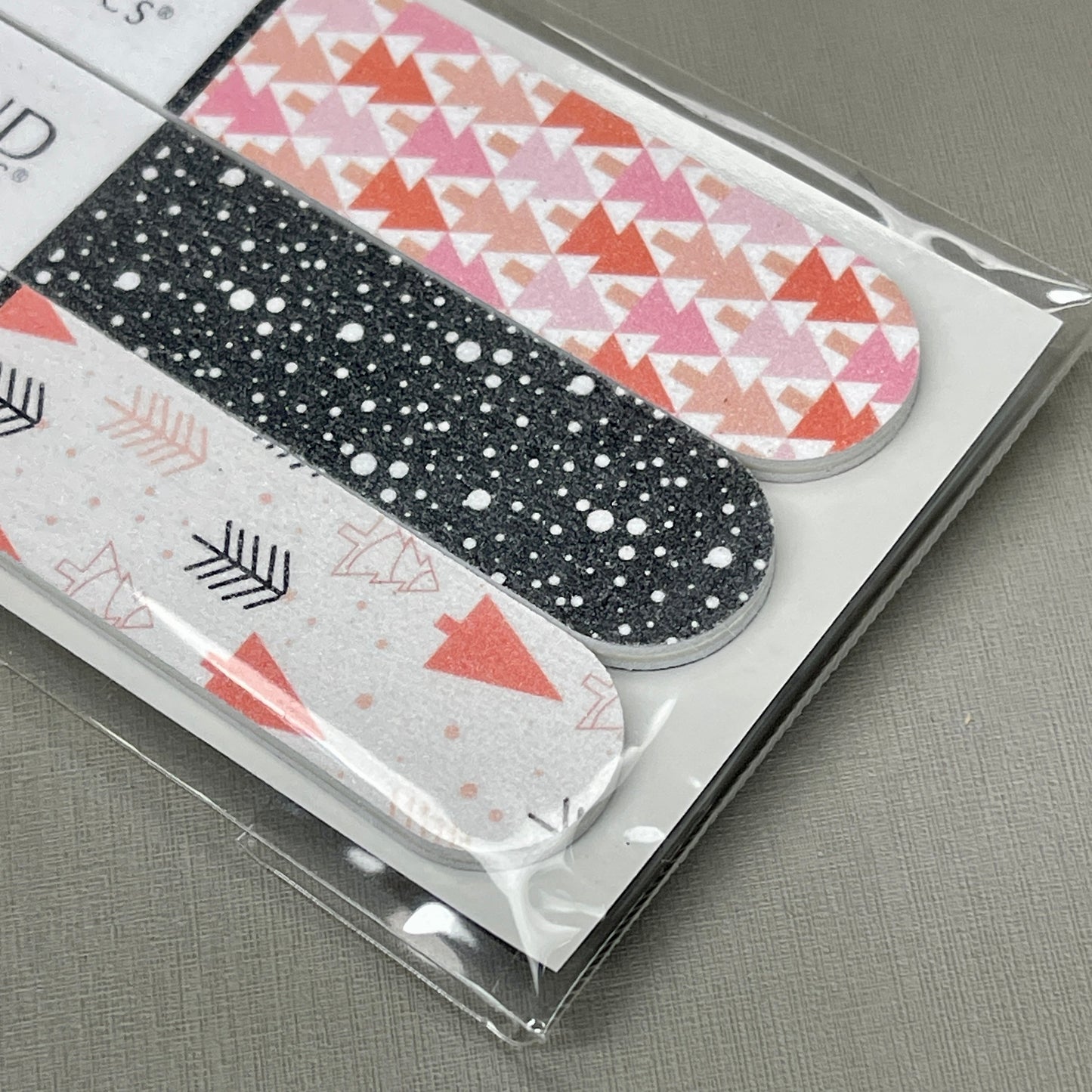 ZA@ DIAMOND COSMETICS 48 Packs of 3! Holiday Nail Files Multiple Prints 85386DT (New) A