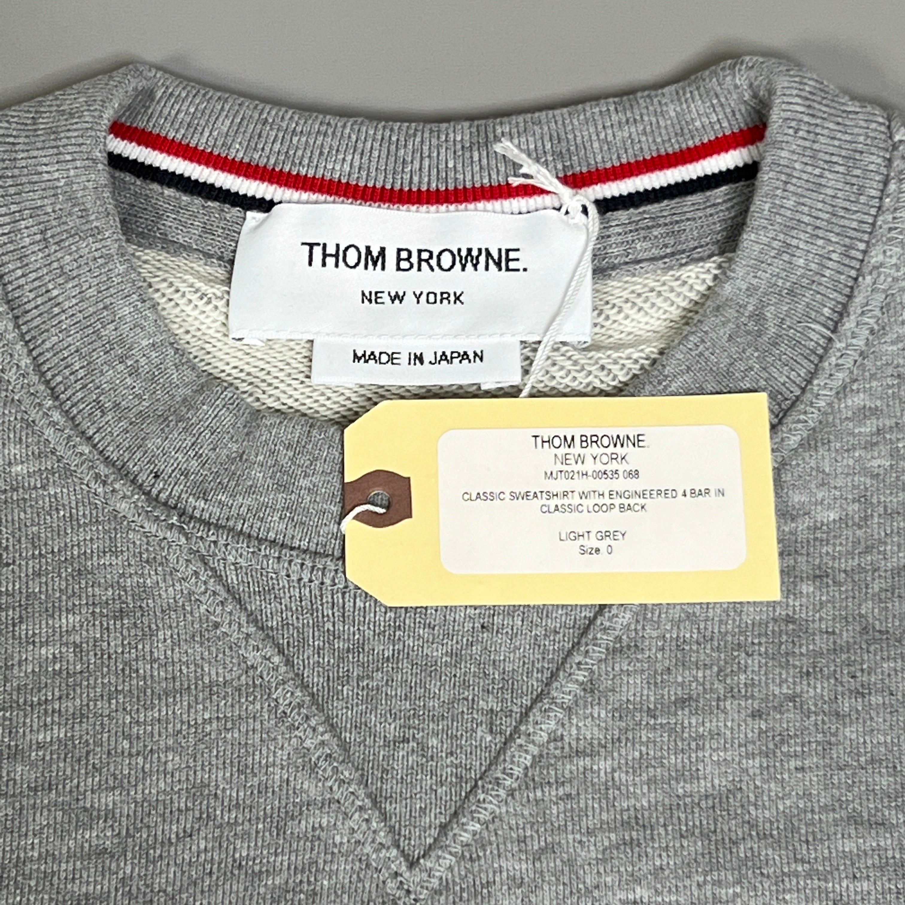 THOM BROWNE Classic Sweatshirt w/Engineered 4 Bar Sleeve in