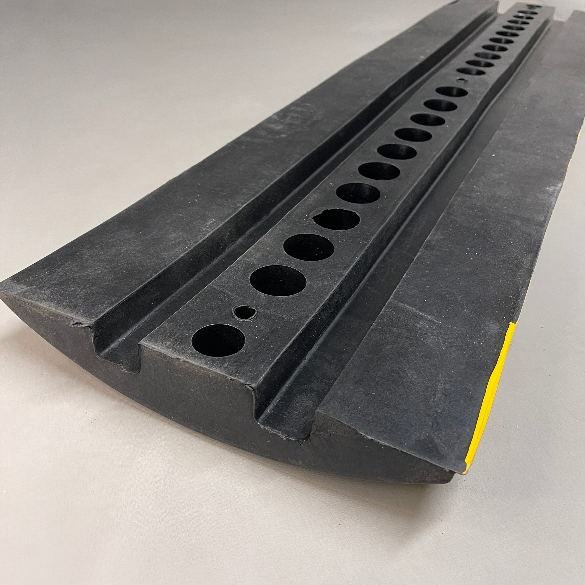 Cable Ramps & Floor Covers - Cable Protectors - Grainger Industrial Supply