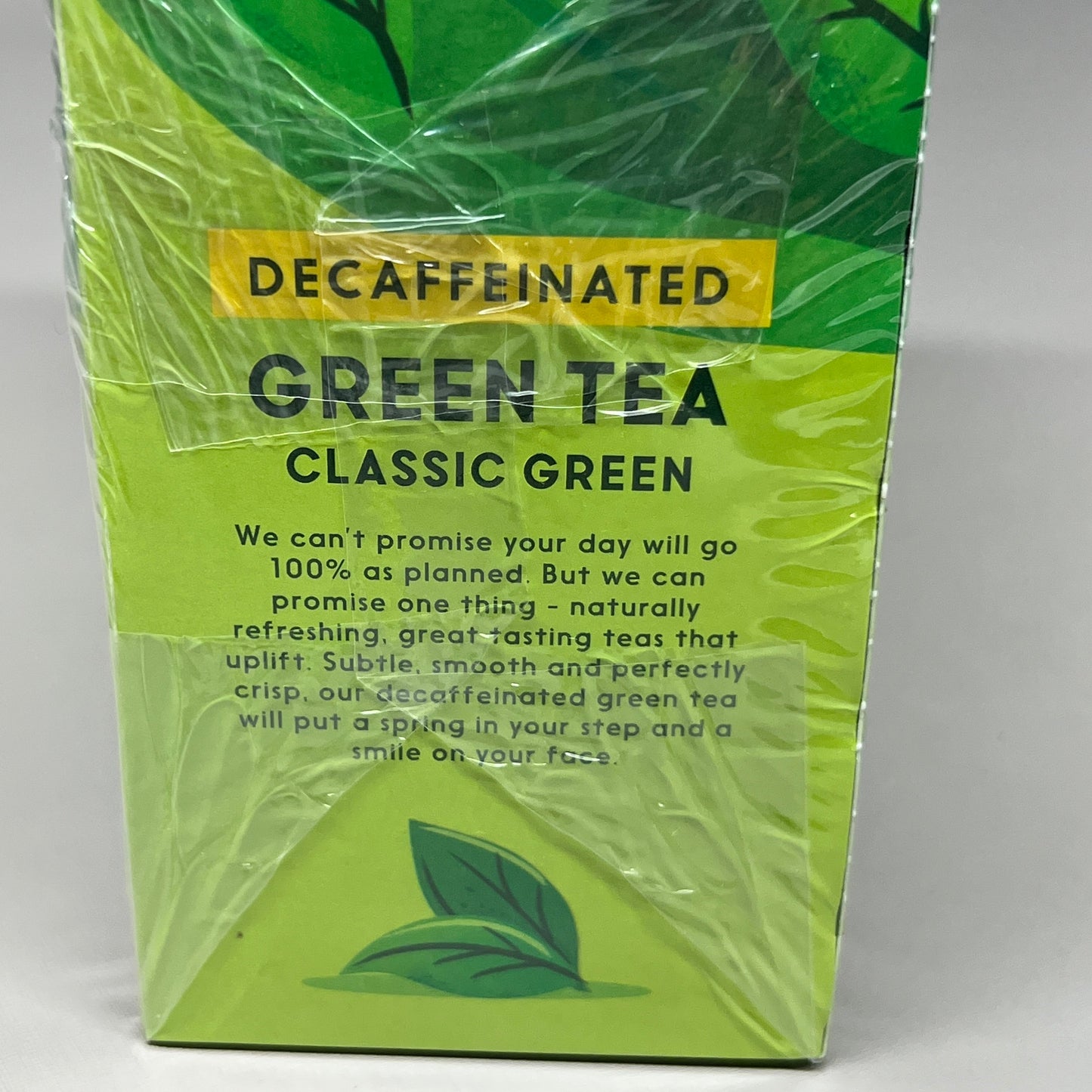 ZA@ SALADA Decaffeinated Classic Green Tea 40 Count Bags BB Dec 2023 (AS-IS) L