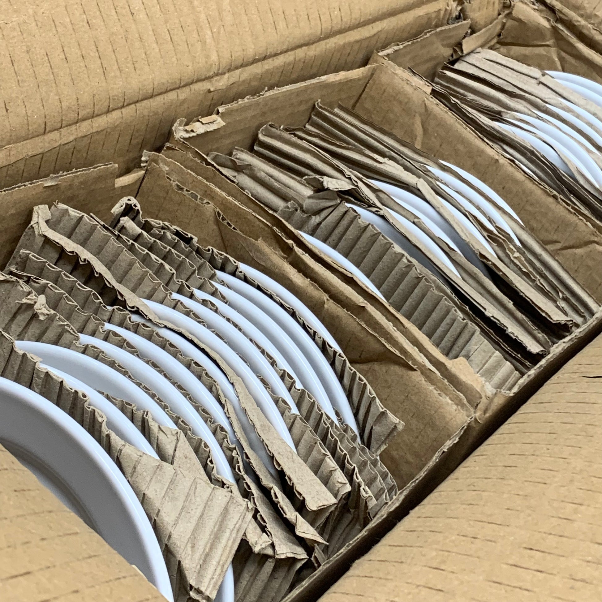 LIBBEY WORLD TABLEWARE 3 Dozen (36) Porcelana Plate 6.25" 840410R23