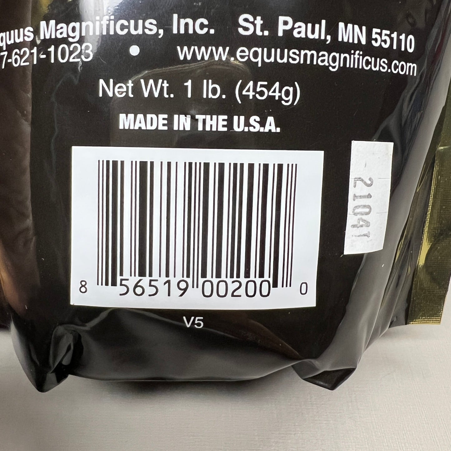 EQUUS MAGNIFICUS The German Horse Muffin Whole Grain Horse Treats 1 lb Bag (New)