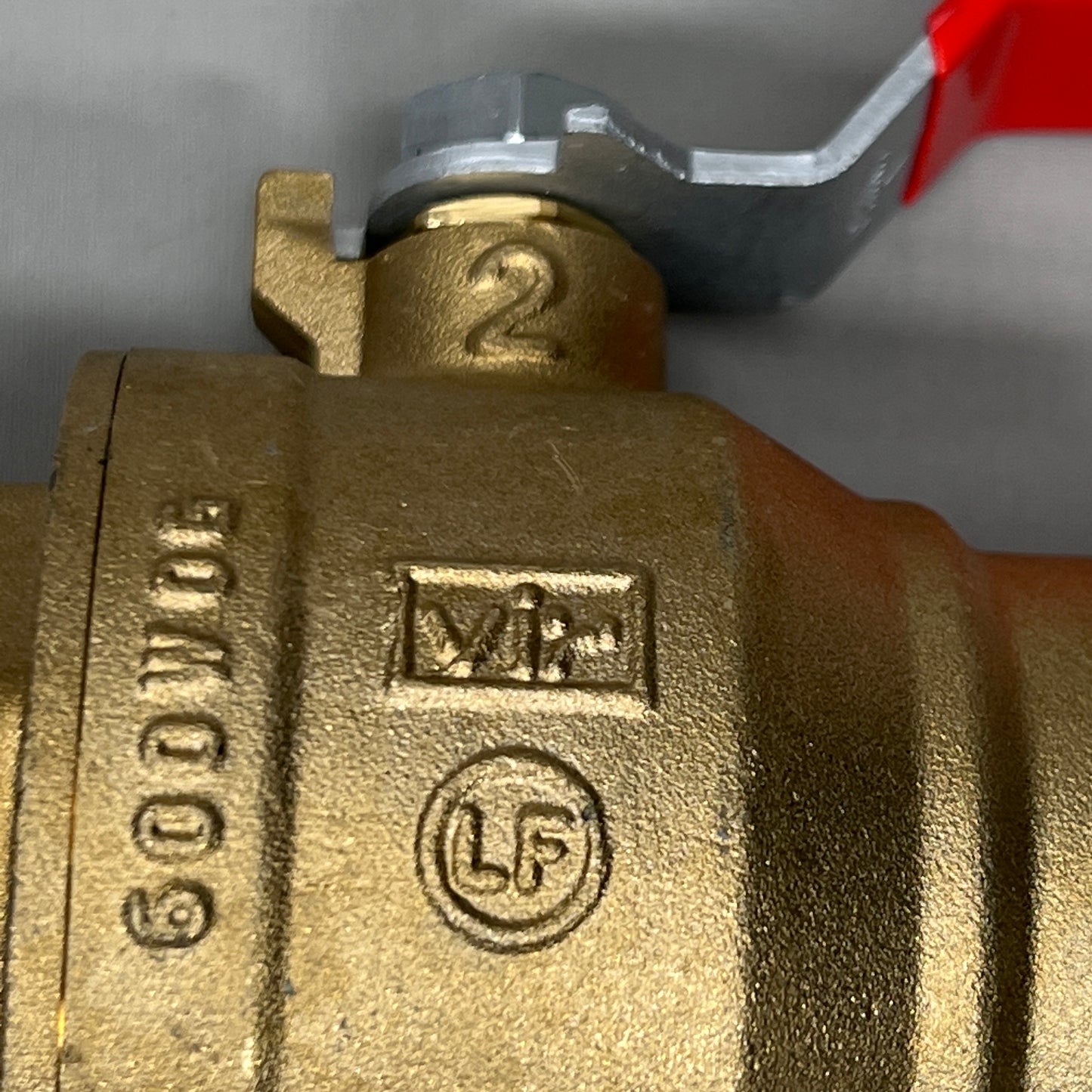 RED-WHITE VALVE Brass Ball Valve 2" 2.9 lb 5595AB (New)